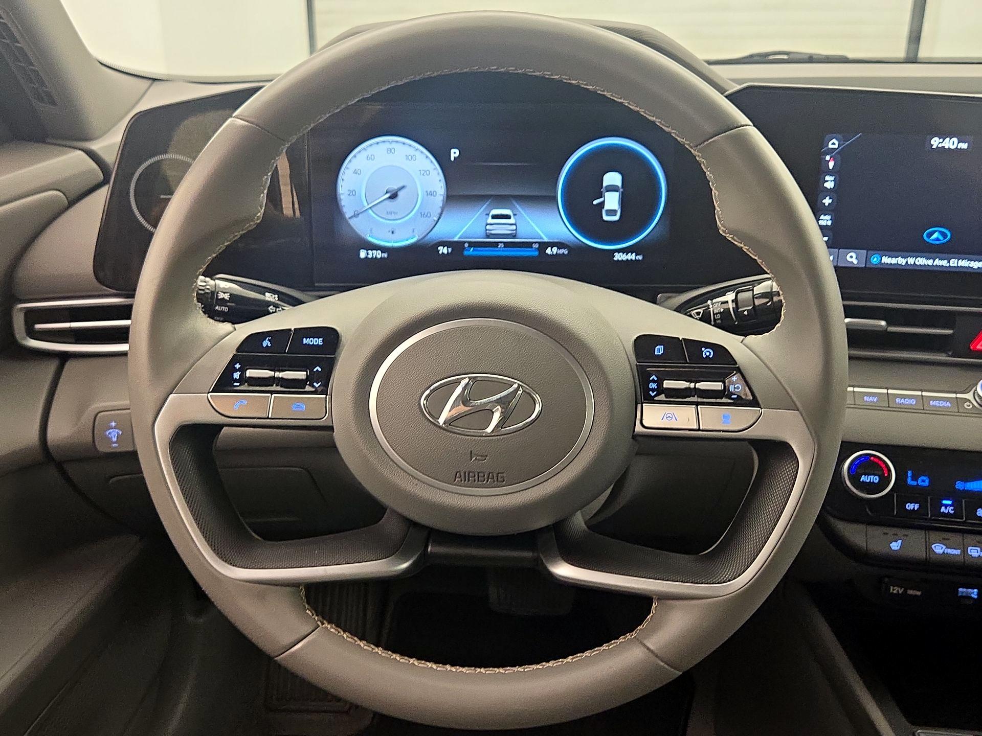 Thumbnail: 2023 Hyundai Elantra - 10