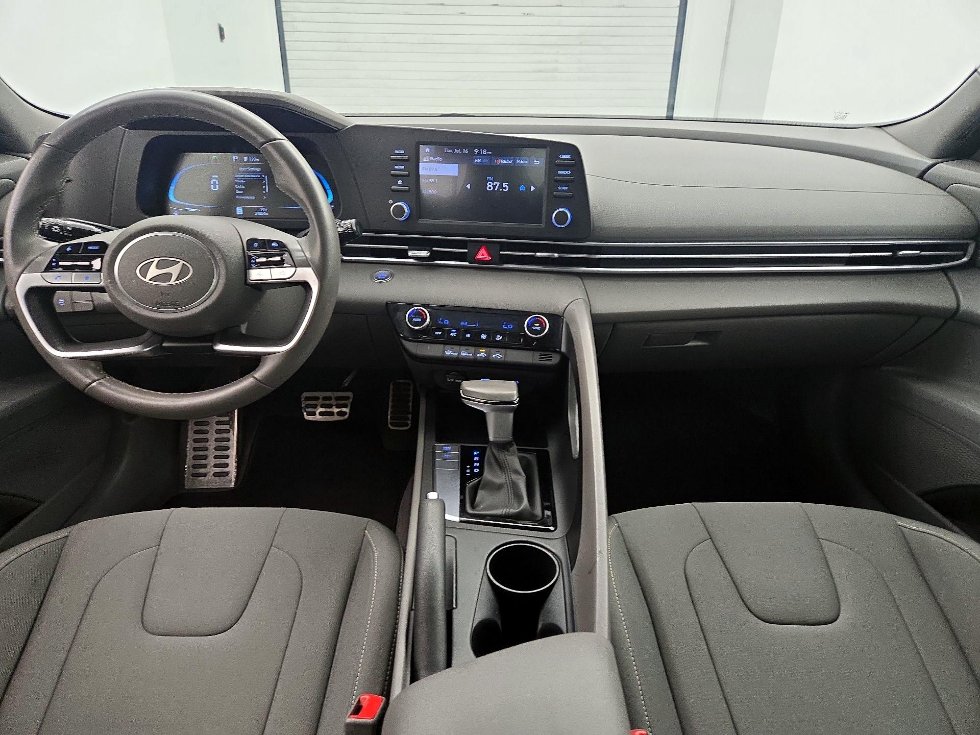 Thumbnail: 2025 Hyundai Elantra - 9