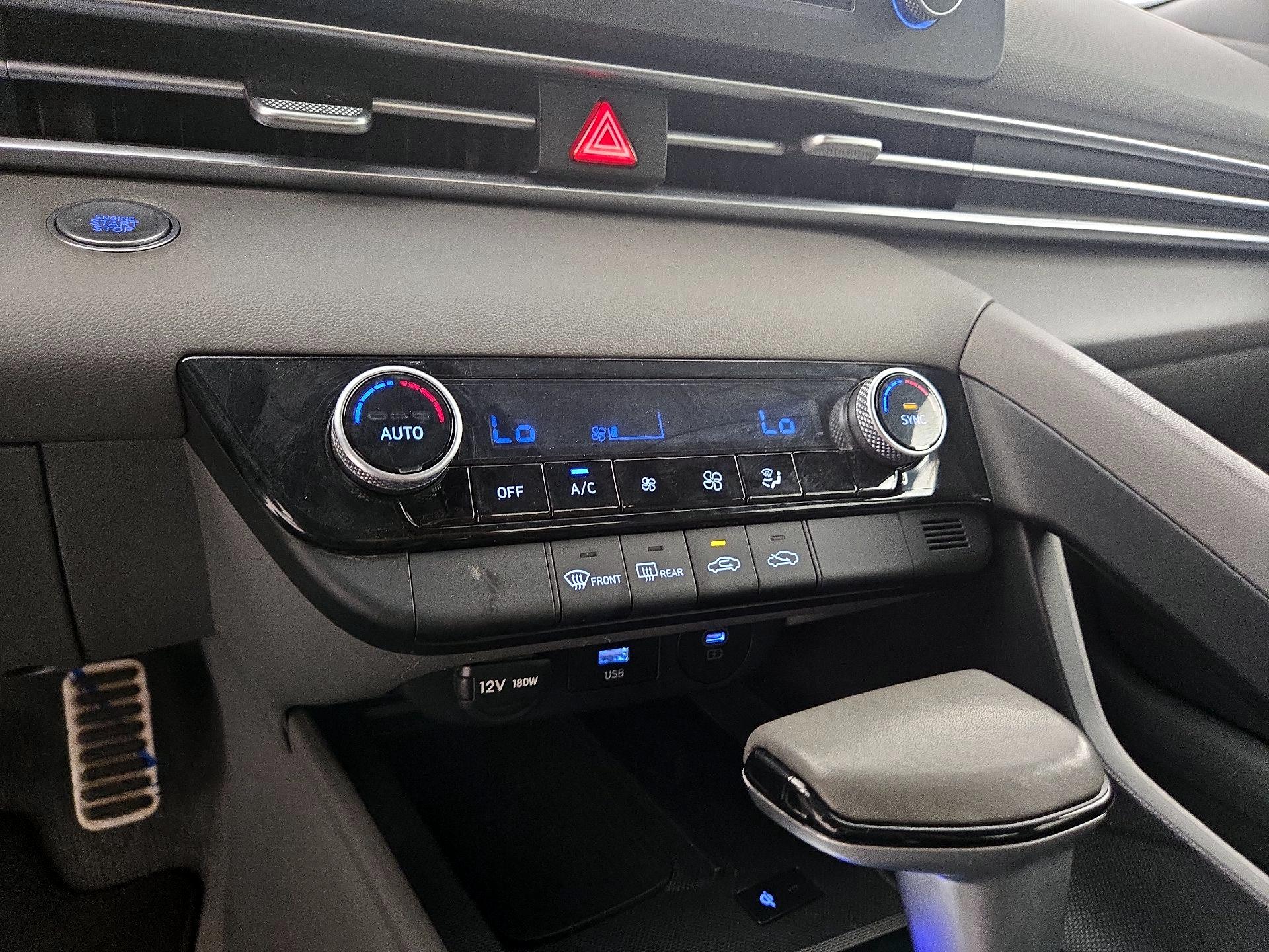 Thumbnail: 2025 Hyundai Elantra - 16