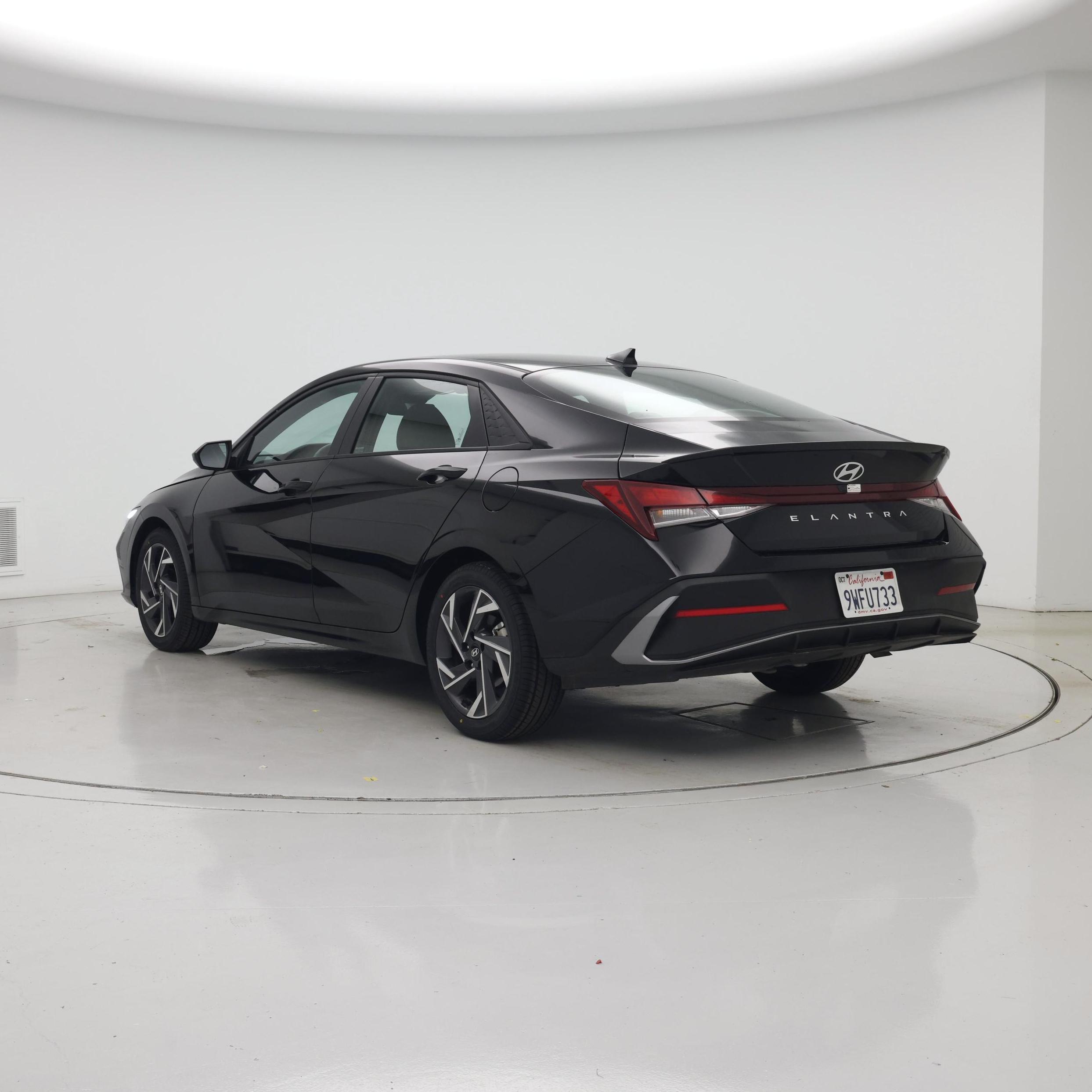Thumbnail: 2025 Hyundai Elantra - 2