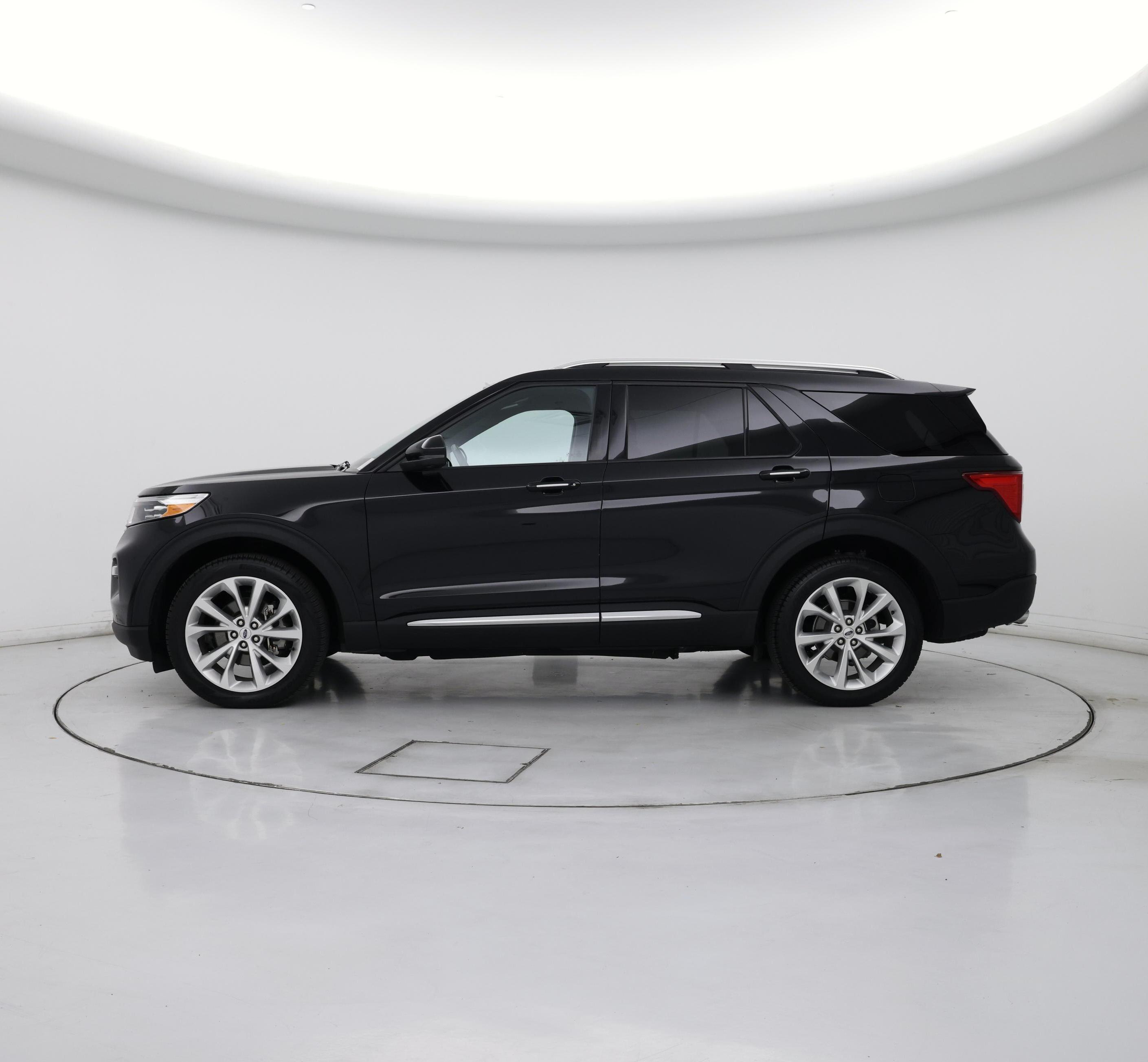 Thumbnail: 2023 Ford Explorer - 3