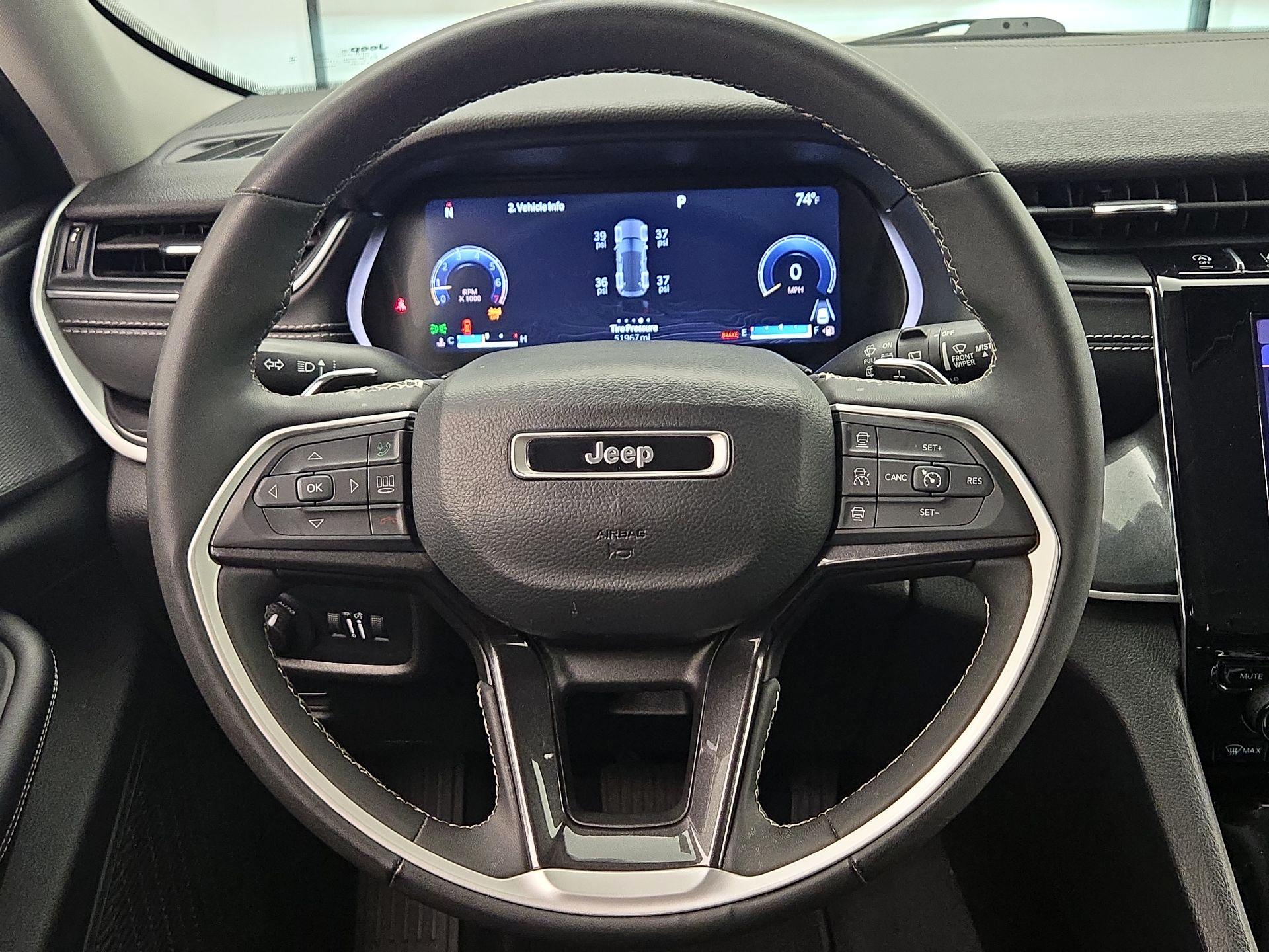 Thumbnail: 2023 Jeep Grand Cherokee - 10