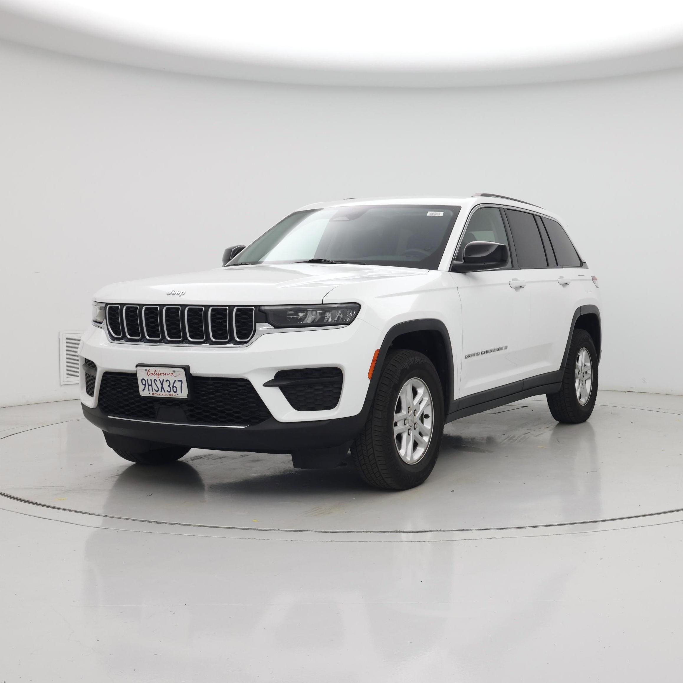 Thumbnail: 2023 Jeep Grand Cherokee - 4