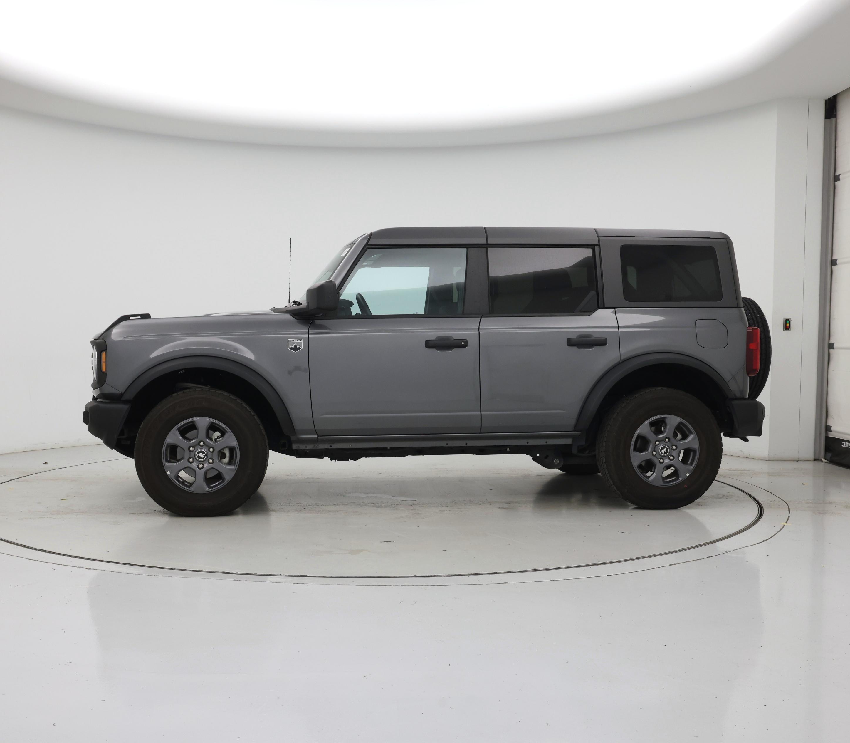 Thumbnail: 2025 Ford Bronco - 3