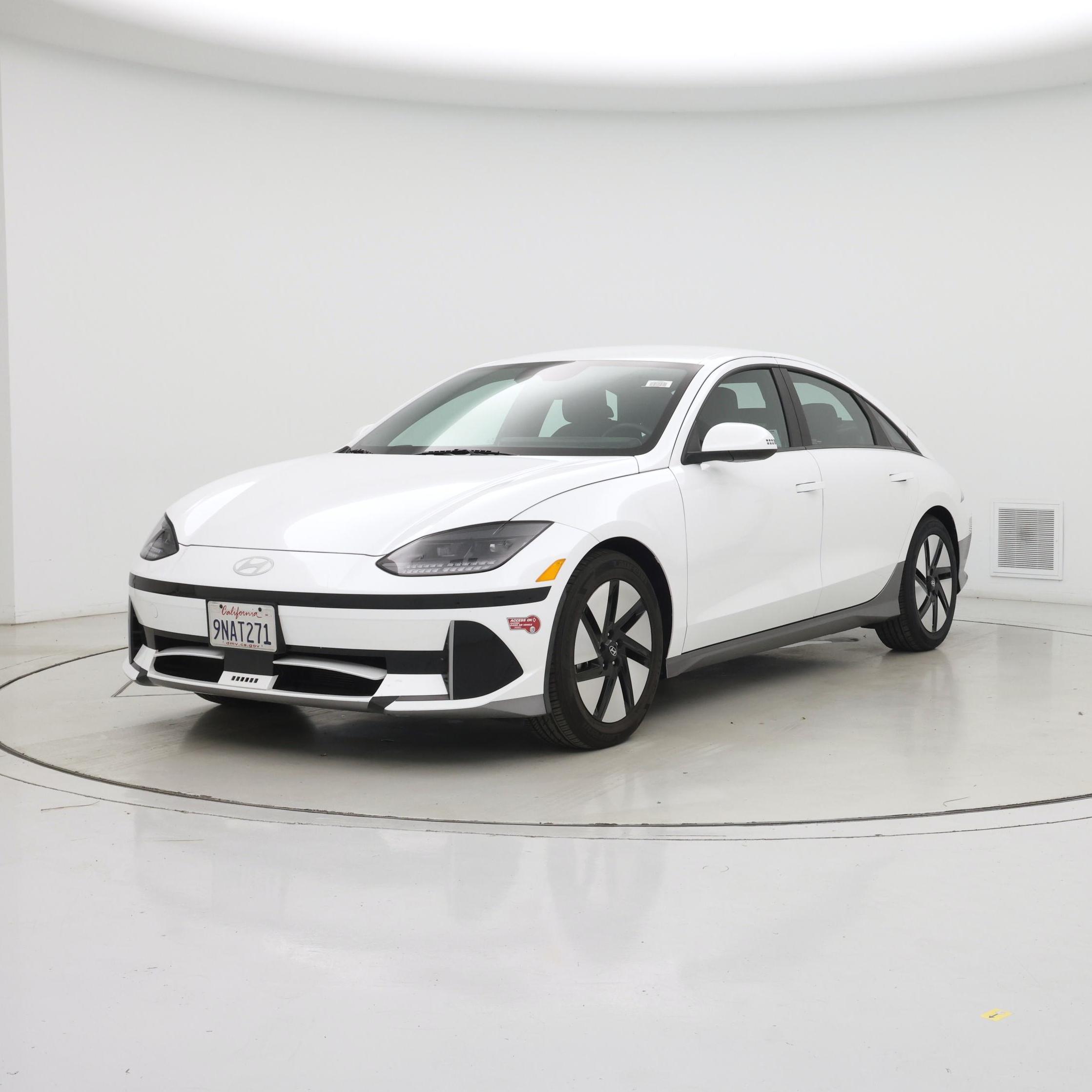 Thumbnail: 2024 Hyundai Ioniq 6 - 4