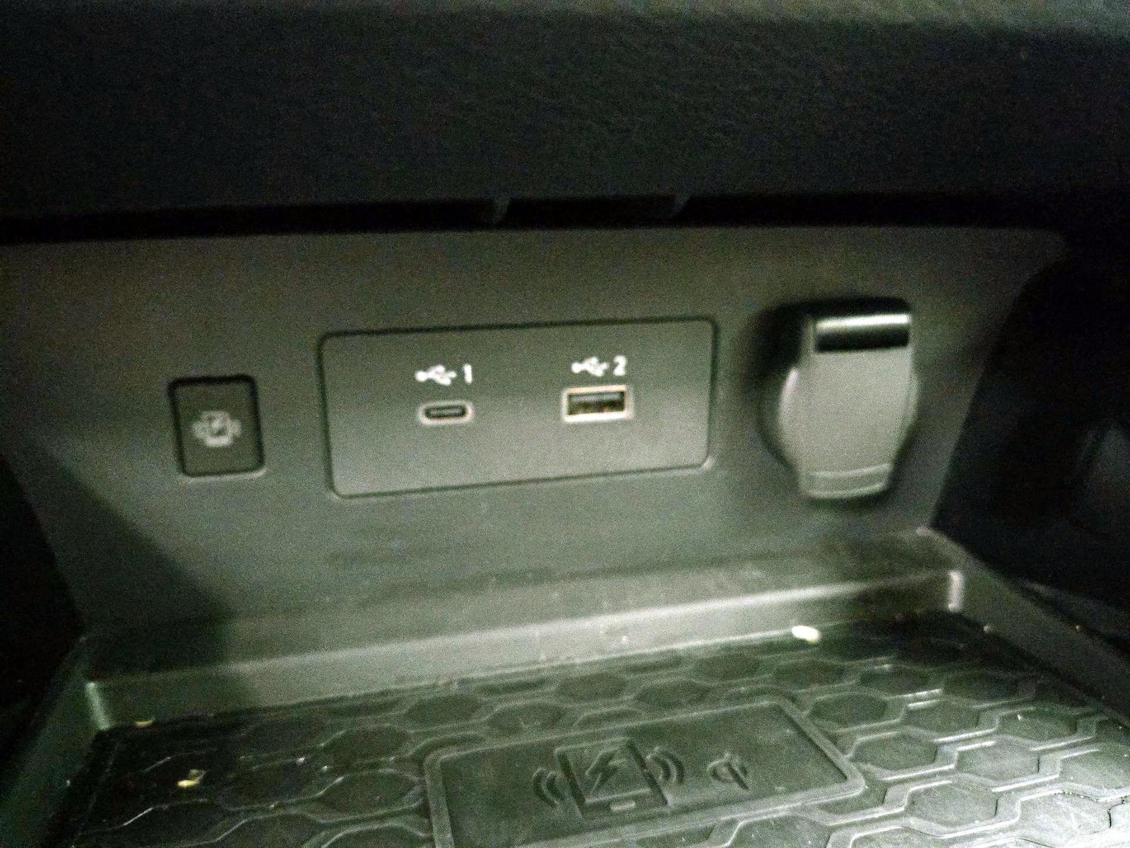 2023 Nissan Altima SV - Photo 20