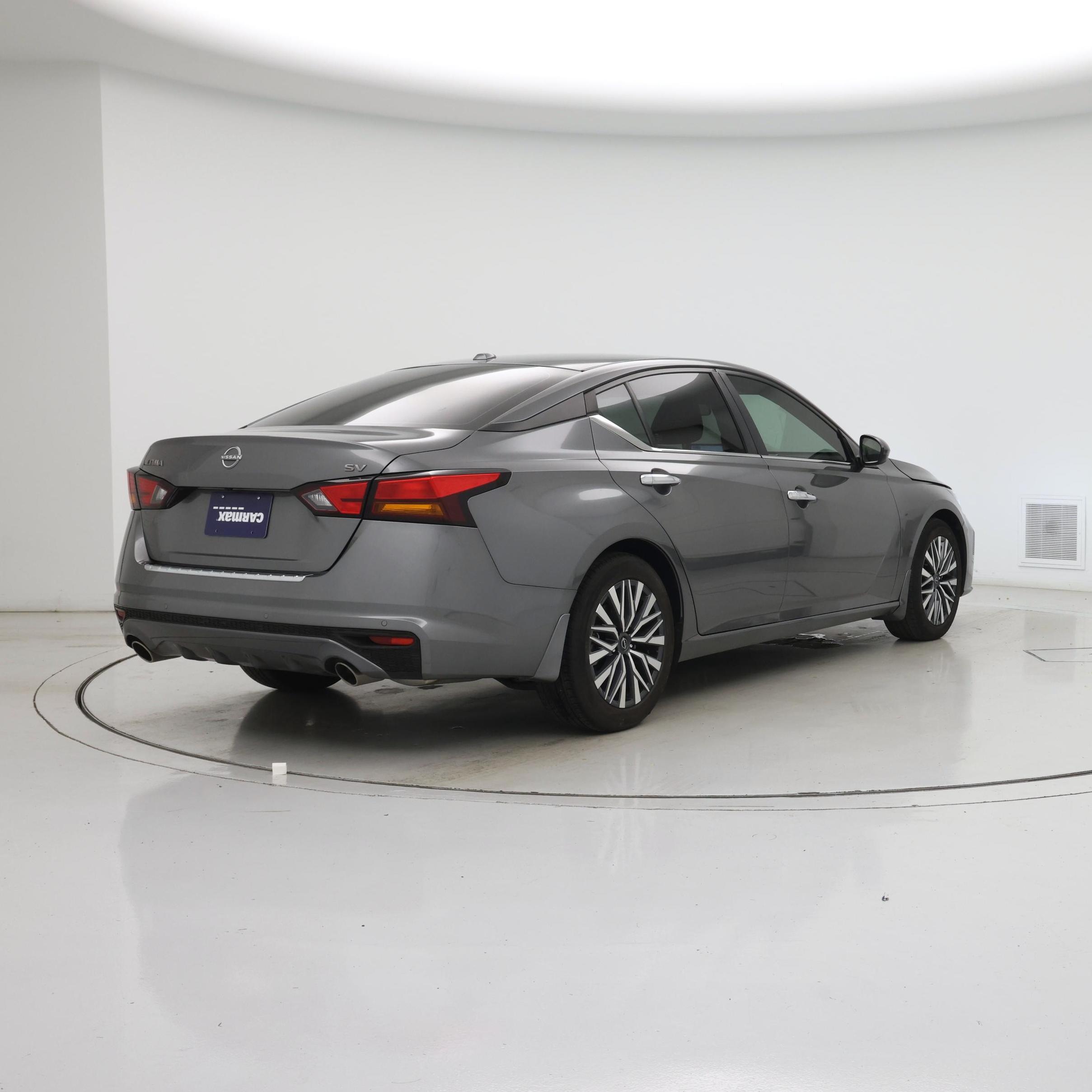 Thumbnail: 2023 Nissan Altima - 8