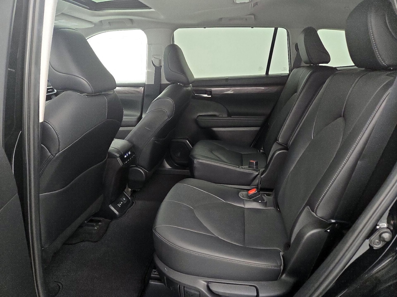 Rear Air Conditioning