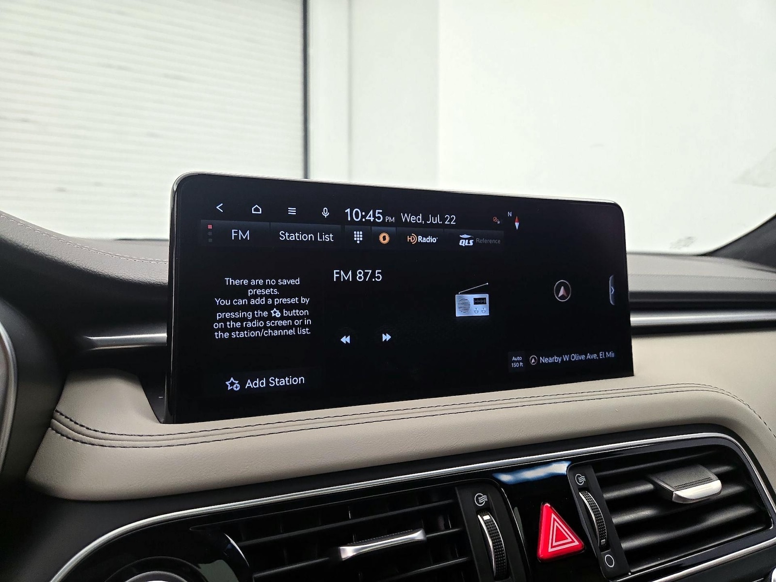 2023 GENESIS G70 Standard - Photo 17