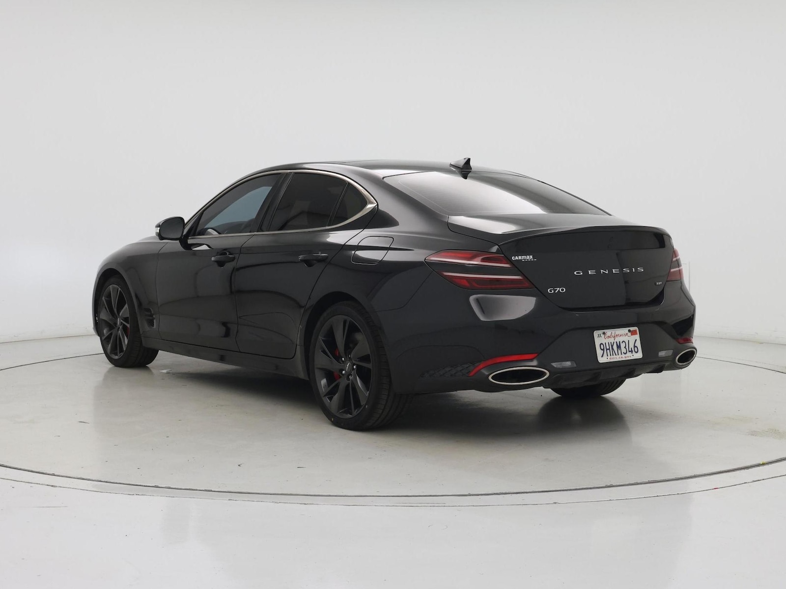 2023 GENESIS G70 Standard - Photo 3