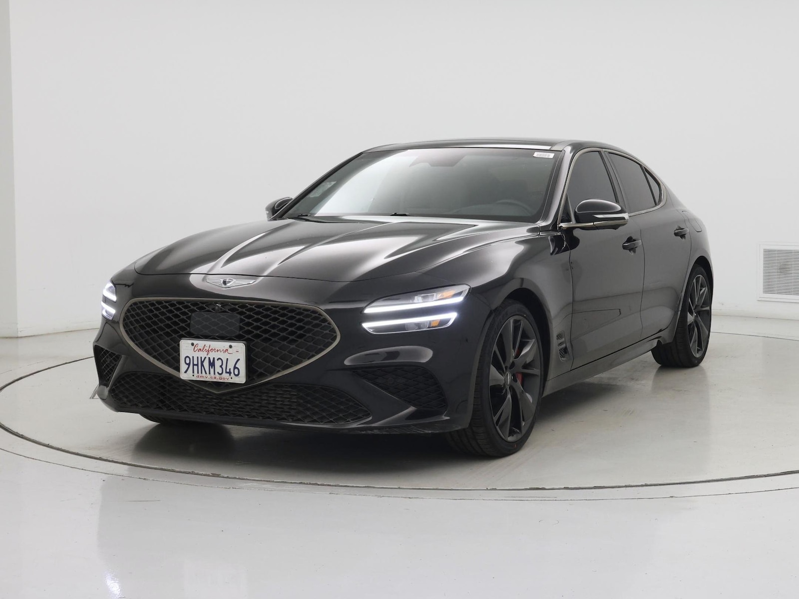 2023 GENESIS G70 Standard - Photo 5