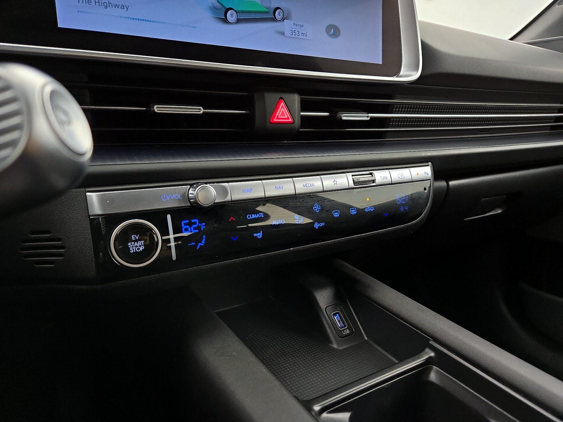 Thumbnail: 2024 Hyundai Ioniq 6 - 17