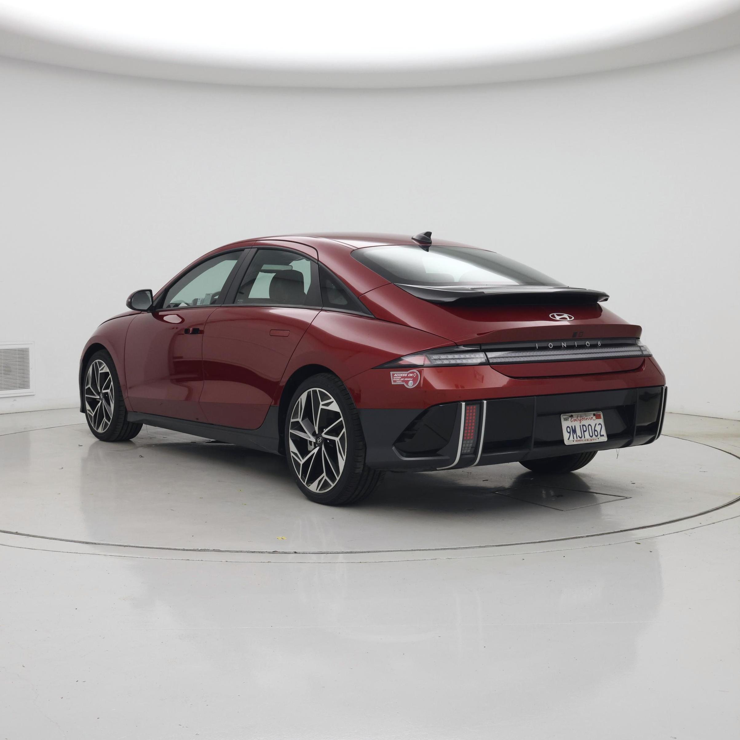 Thumbnail: 2024 Hyundai Ioniq 6 - 2