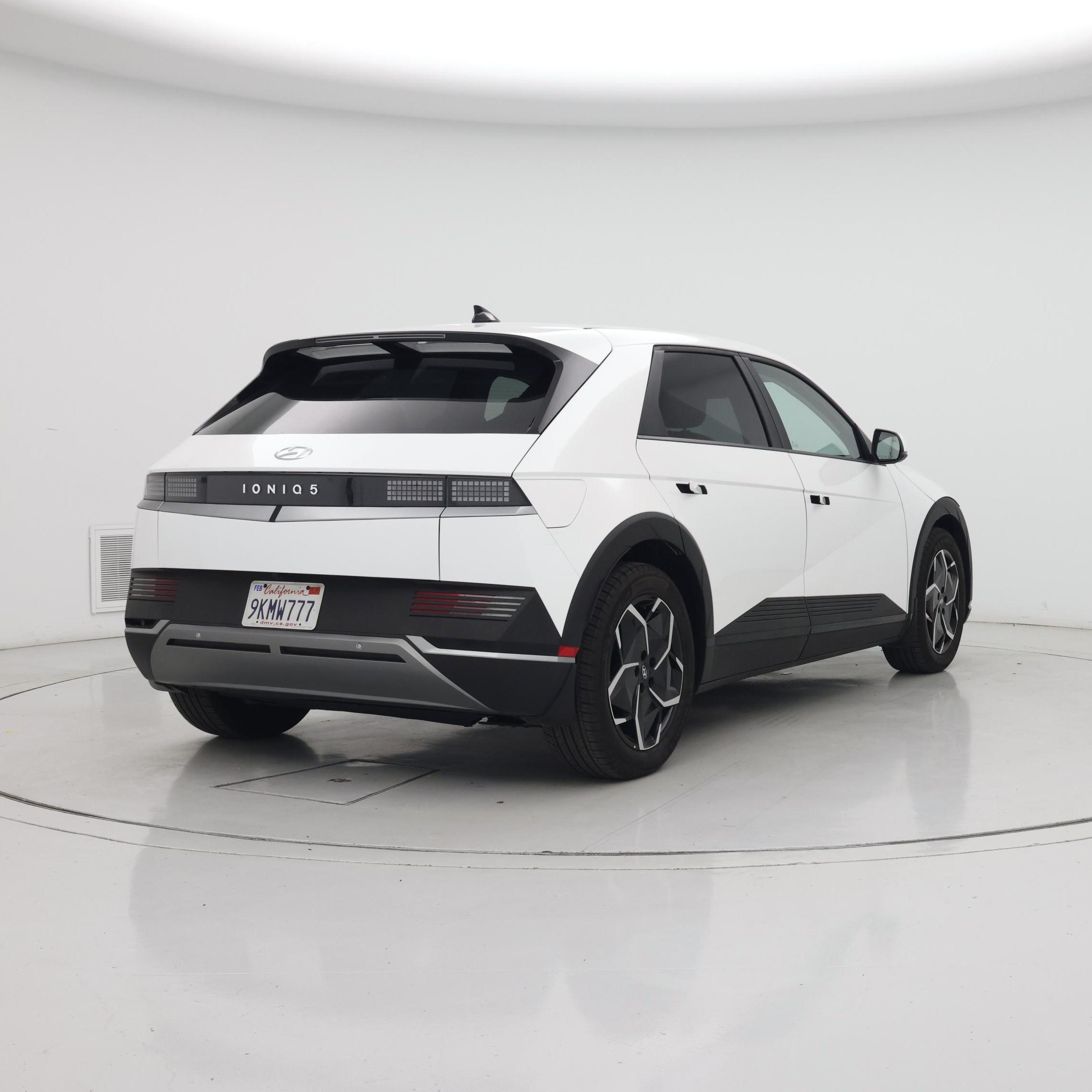 Thumbnail: 2024 Hyundai Ioniq 5 - 8