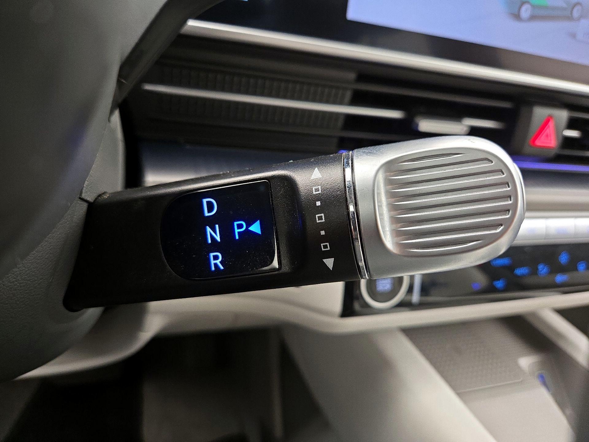 Thumbnail: 2024 Hyundai Ioniq 6 - 18