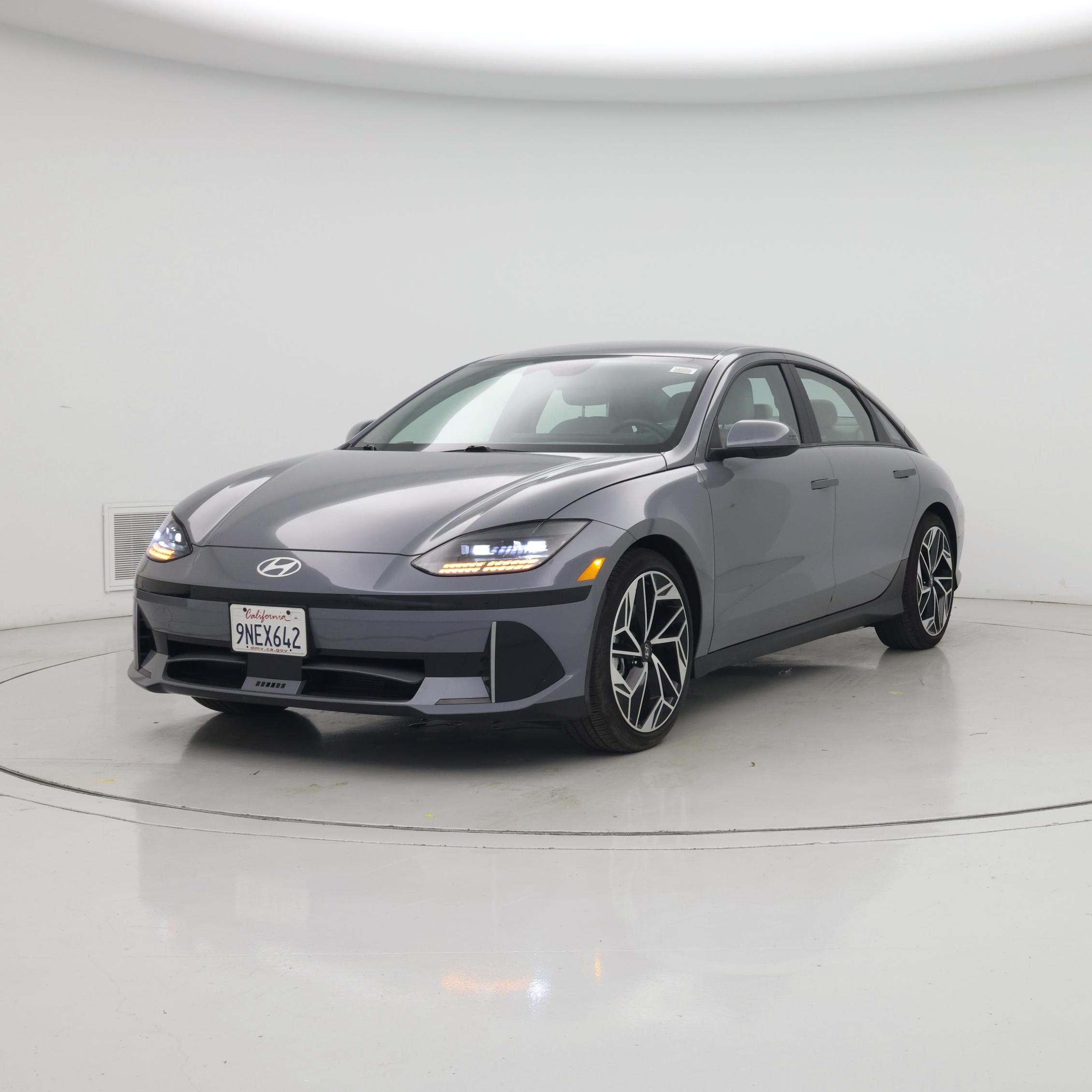 Thumbnail: 2024 Hyundai Ioniq 6 - 4