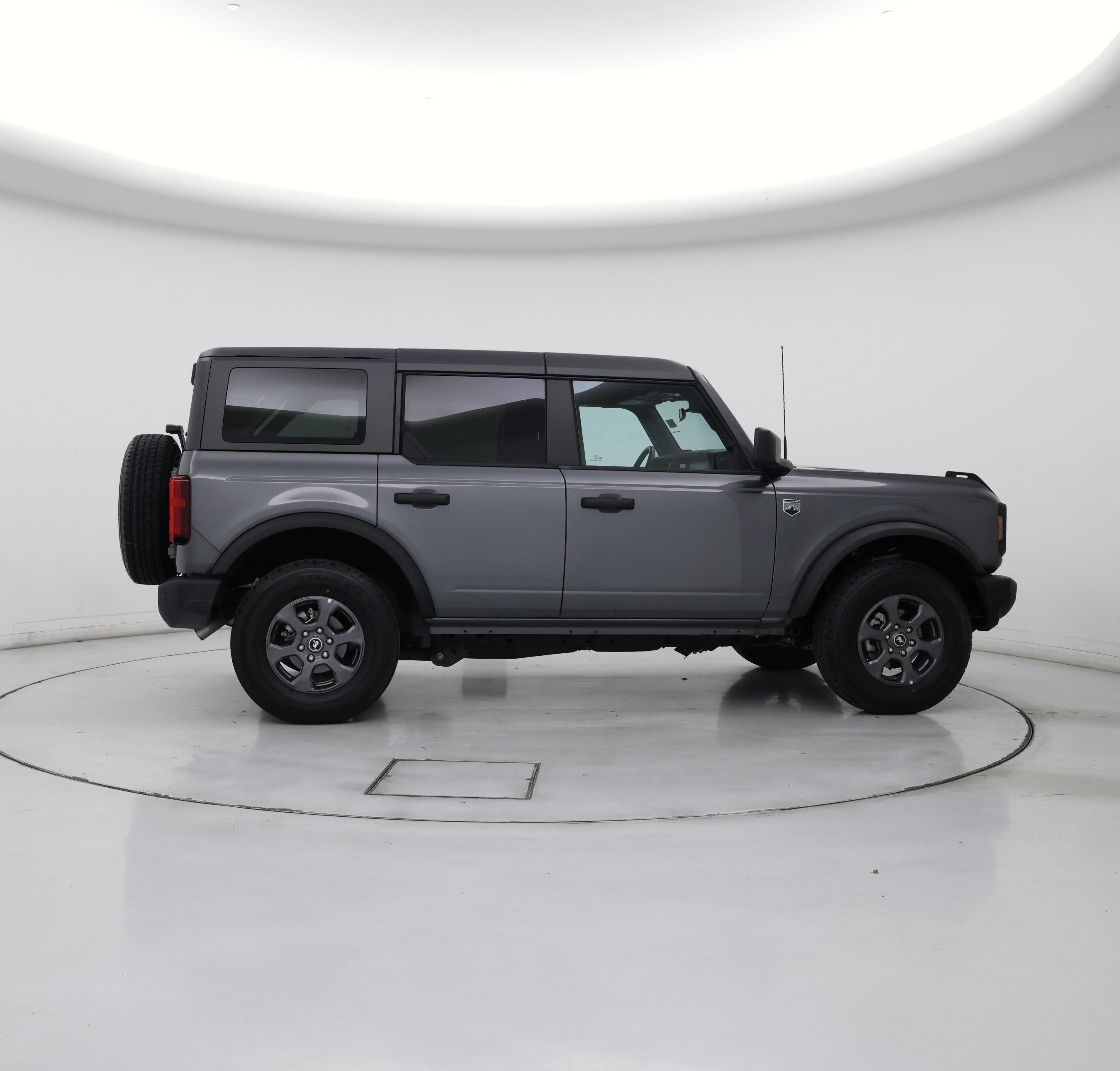 Thumbnail: 2025 Ford Bronco - 7