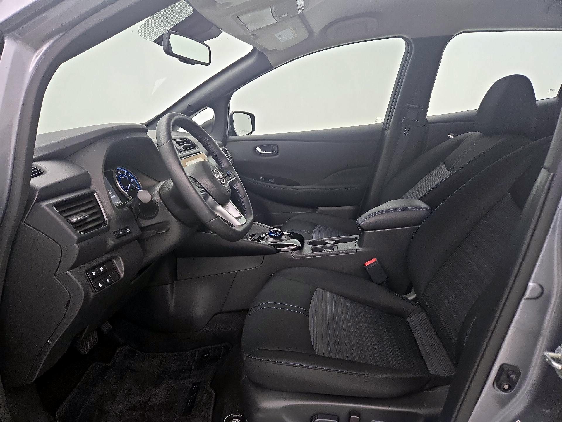 Thumbnail: 2023 Nissan Leaf - 11
