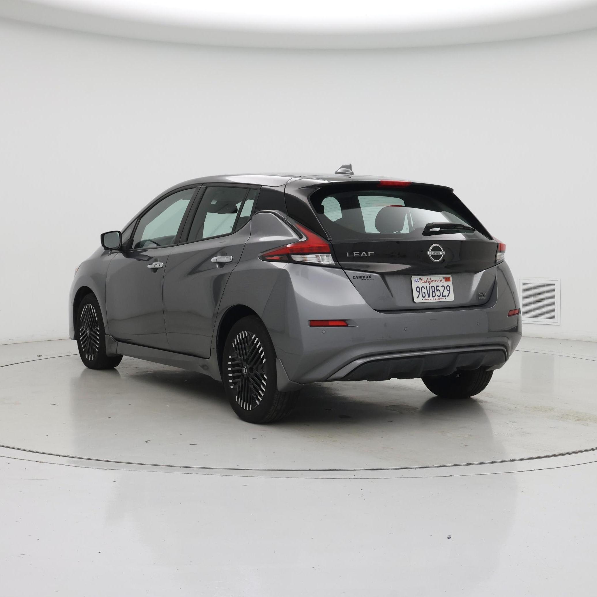 Thumbnail: 2023 Nissan Leaf - 2