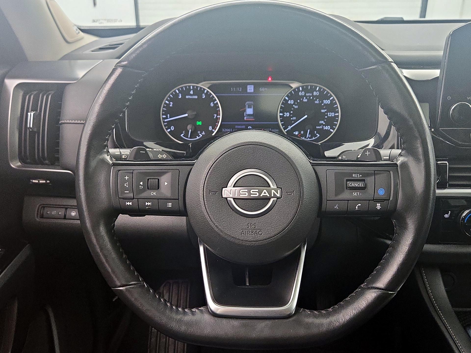 Thumbnail: 2023 Nissan Pathfinder - 10