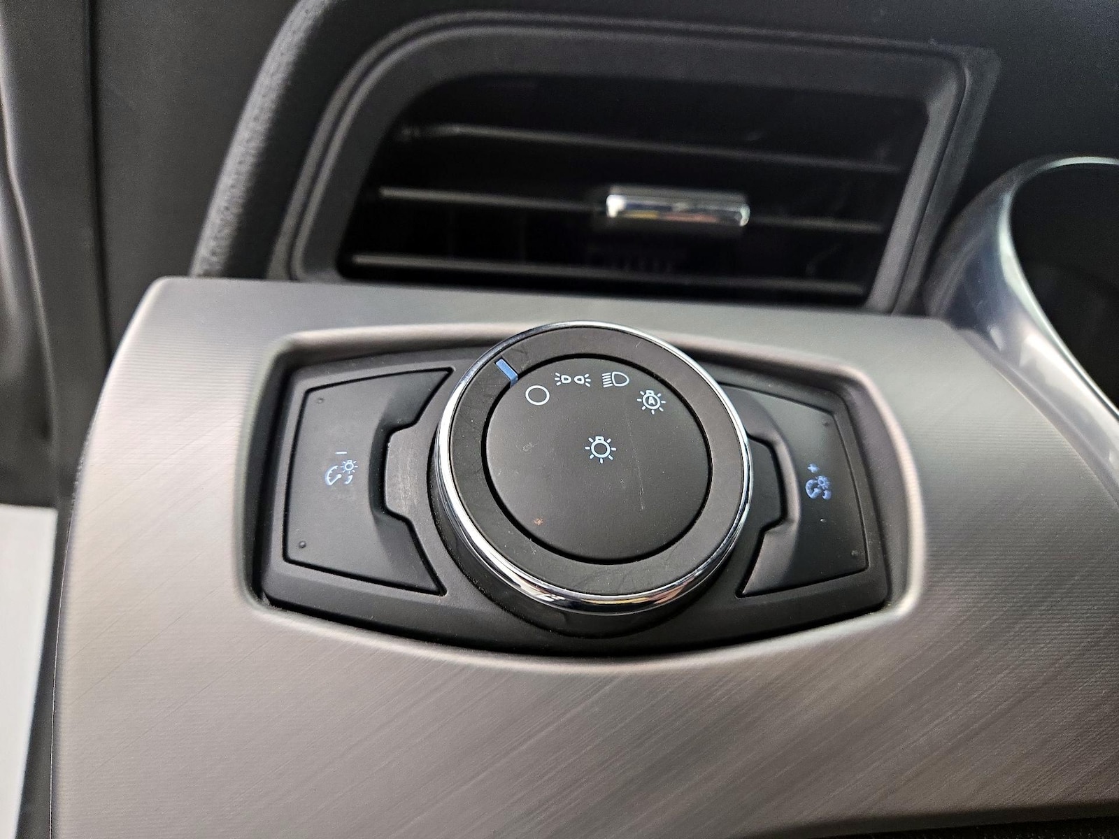 2023 Ford Mustang EcoBoost Premium - Photo 14