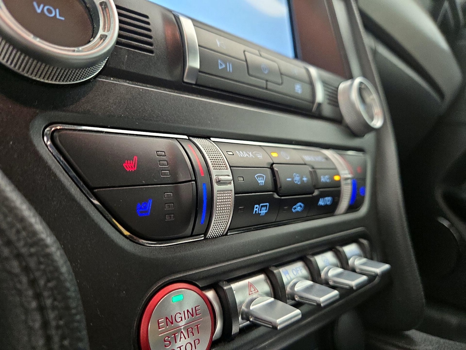 2023 Ford Mustang EcoBoost Premium - Photo 17