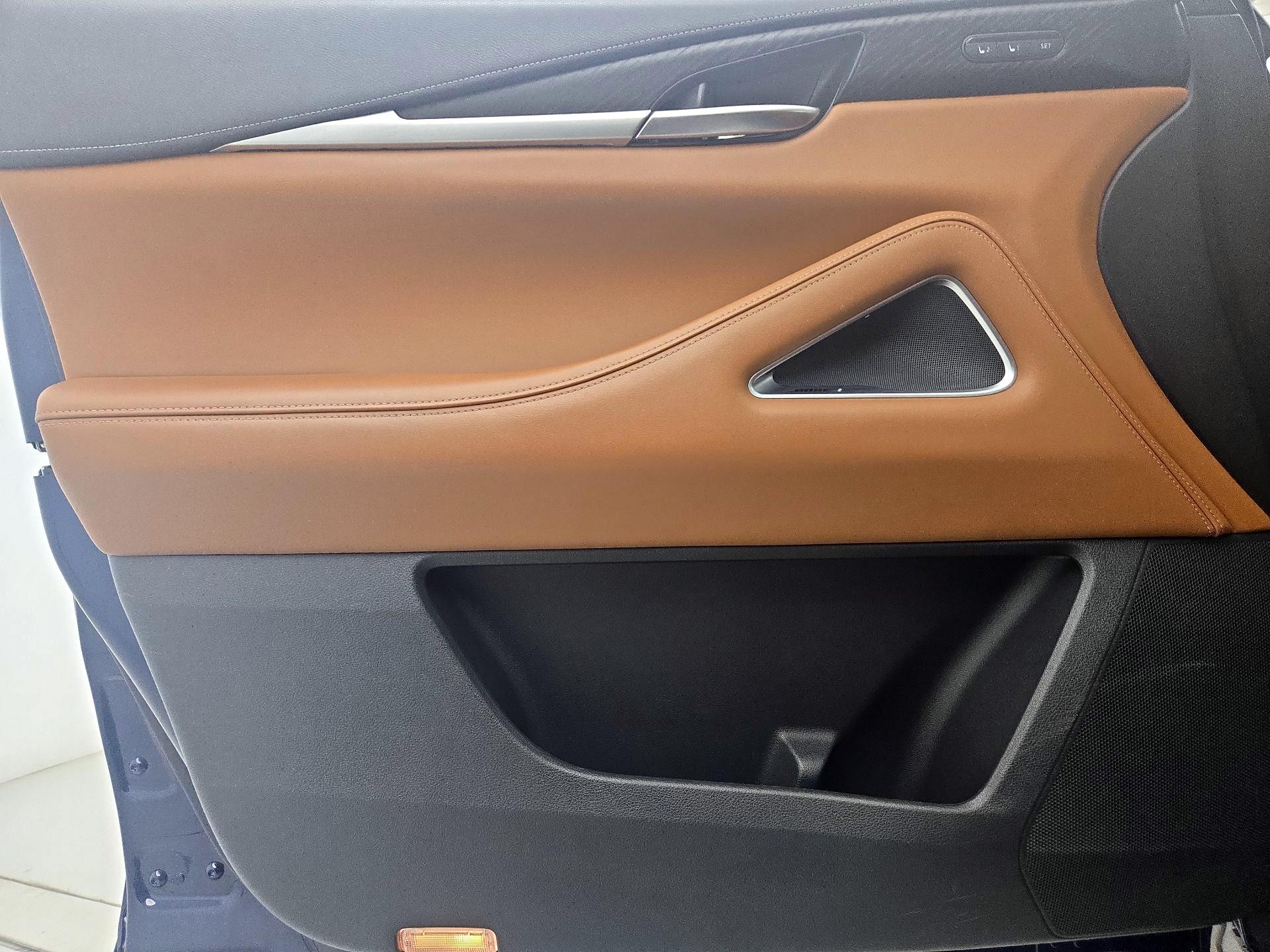 Thumbnail: 2023 INFINITI QX60 - 12