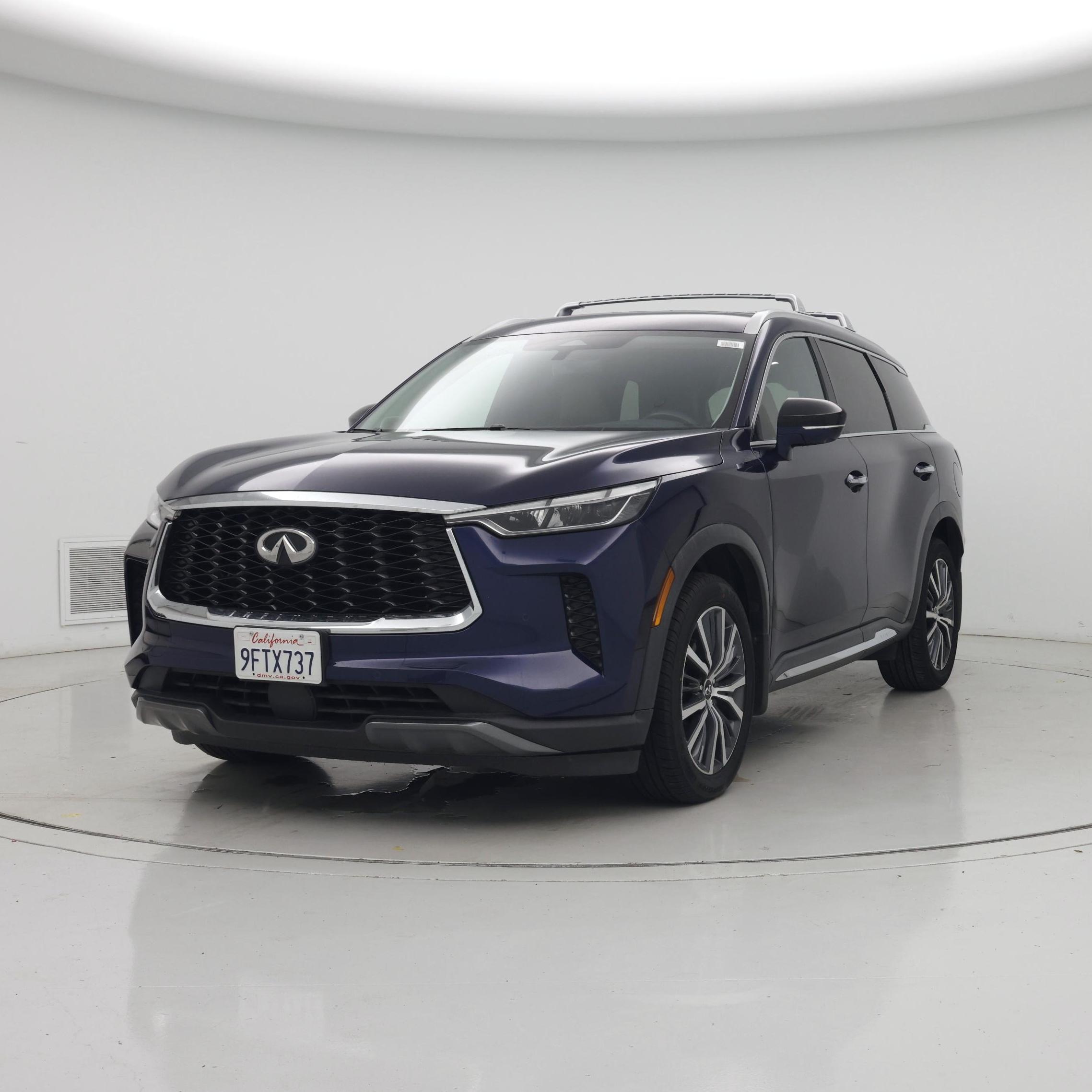 Thumbnail: 2023 INFINITI QX60 - 4