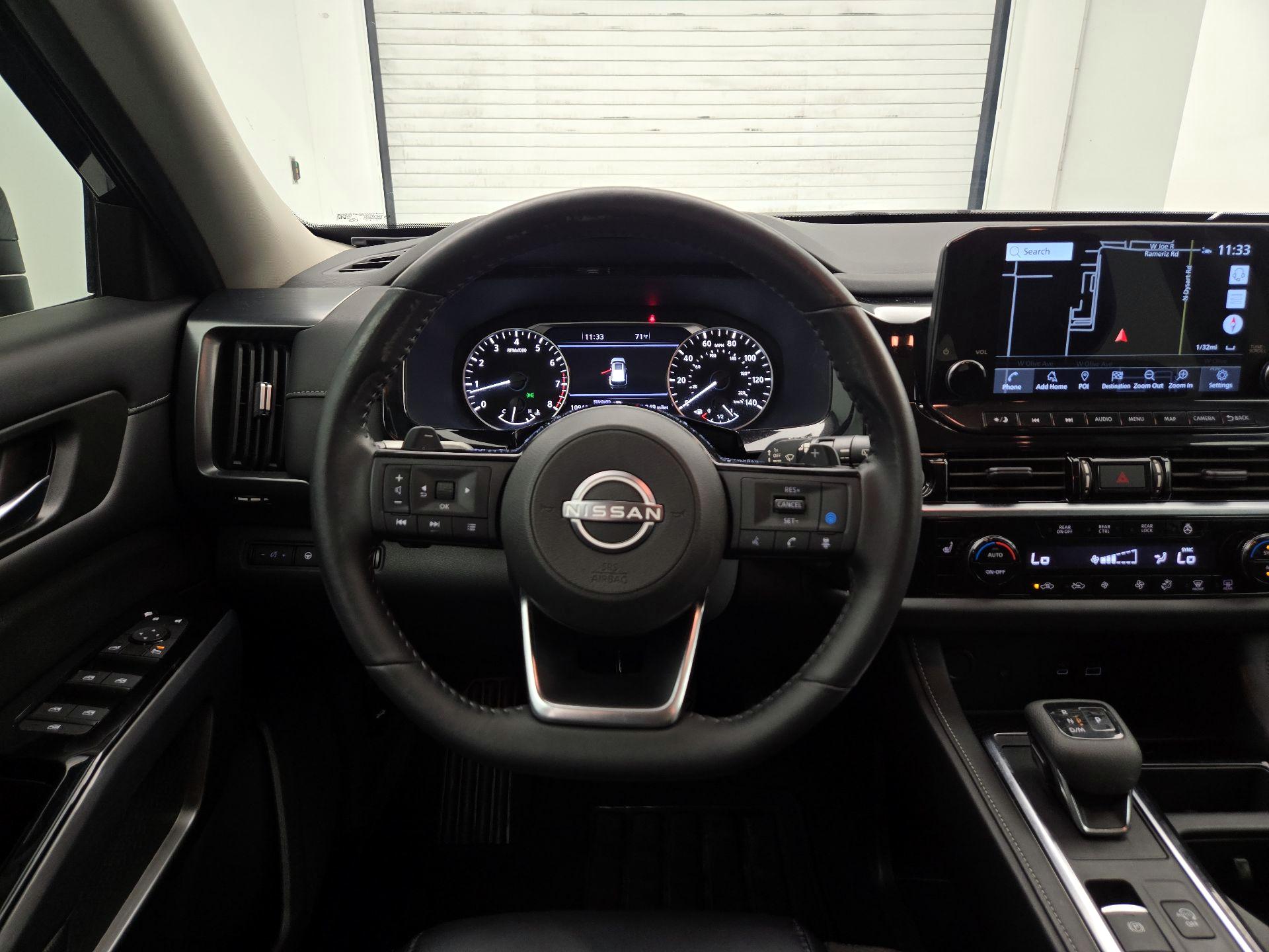 Thumbnail: 2023 Nissan Pathfinder - 10