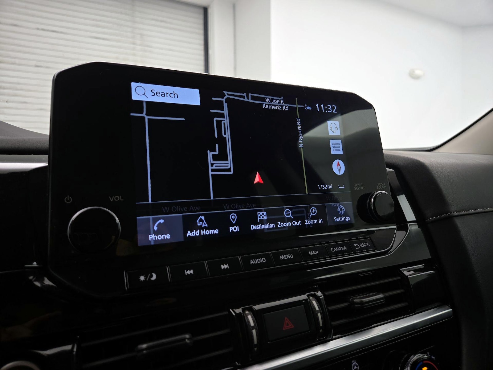 2023 Nissan Pathfinder SL - Photo 15