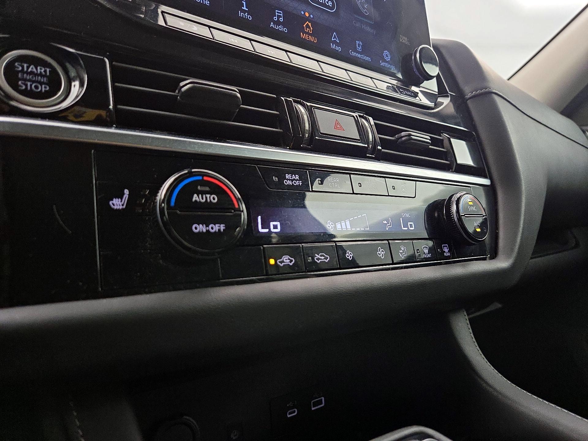 Thumbnail: 2023 Nissan Pathfinder - 17