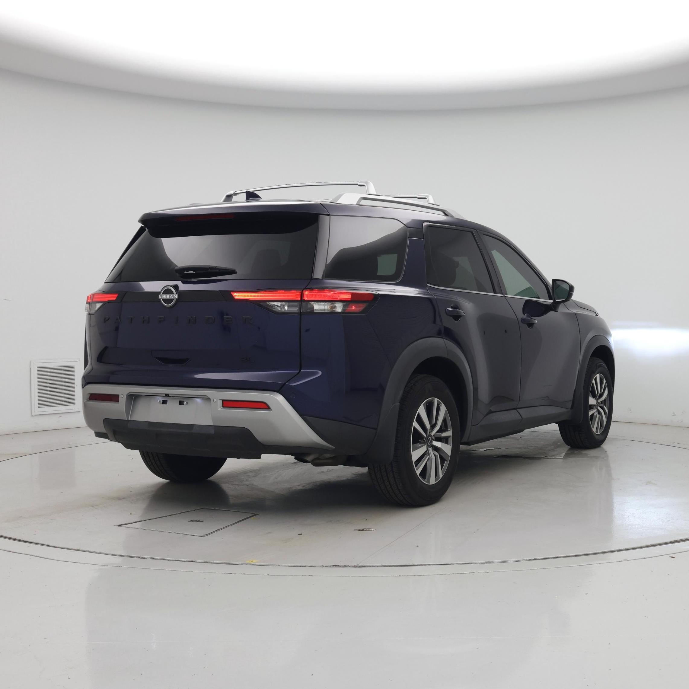 Thumbnail: 2023 Nissan Pathfinder - 8
