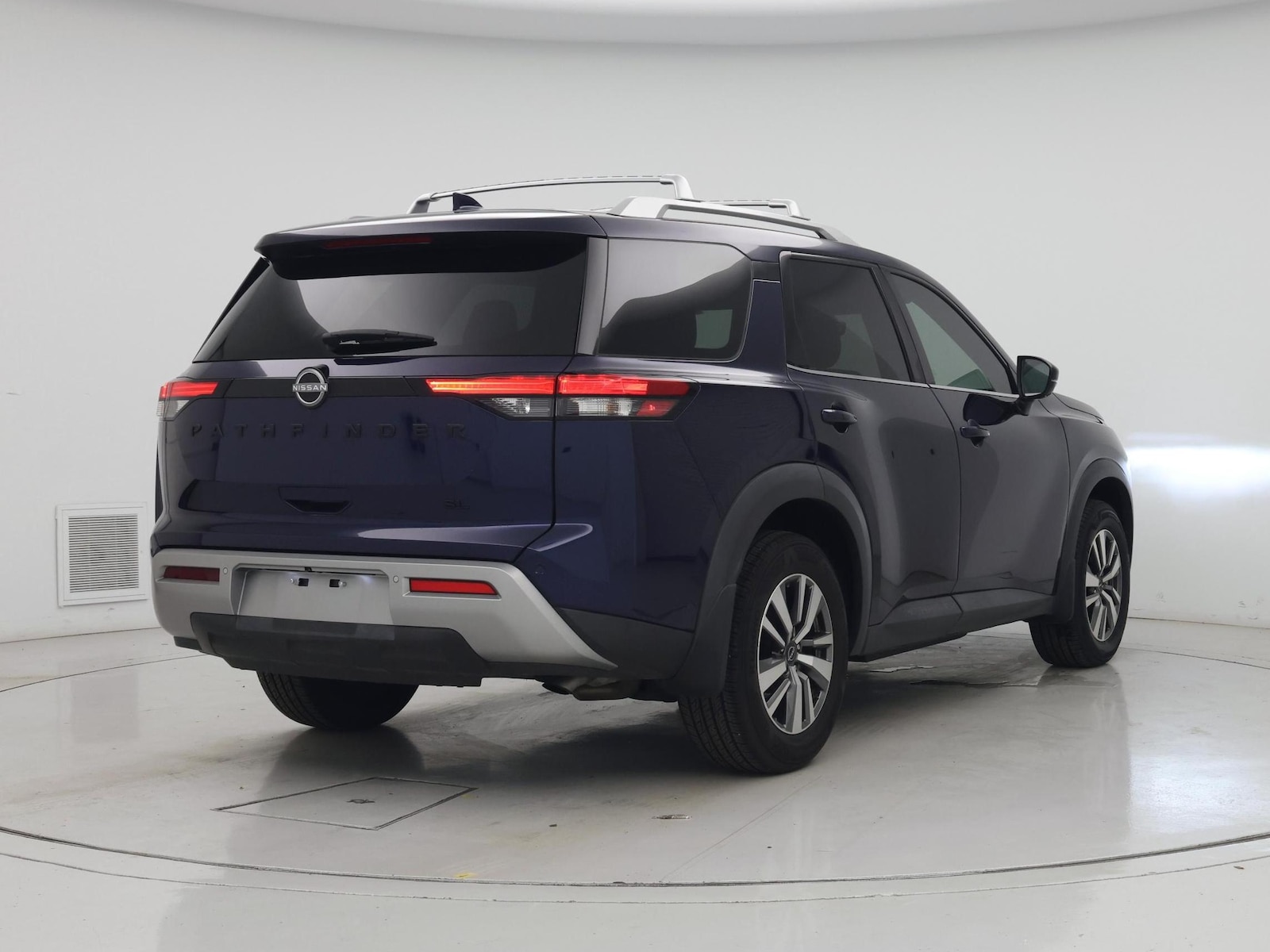 2023 Nissan Pathfinder SL - Photo 9