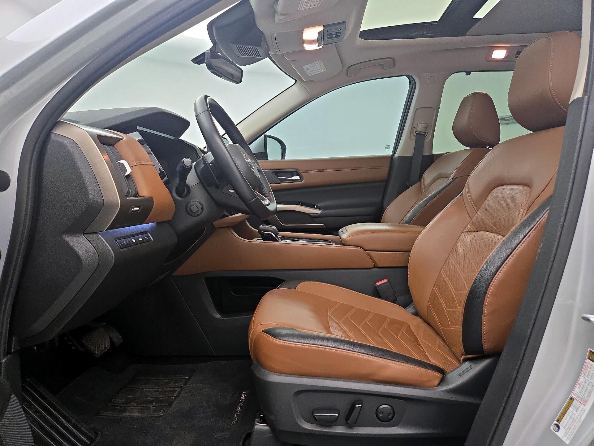 Thumbnail: 2023 Nissan Pathfinder - 11