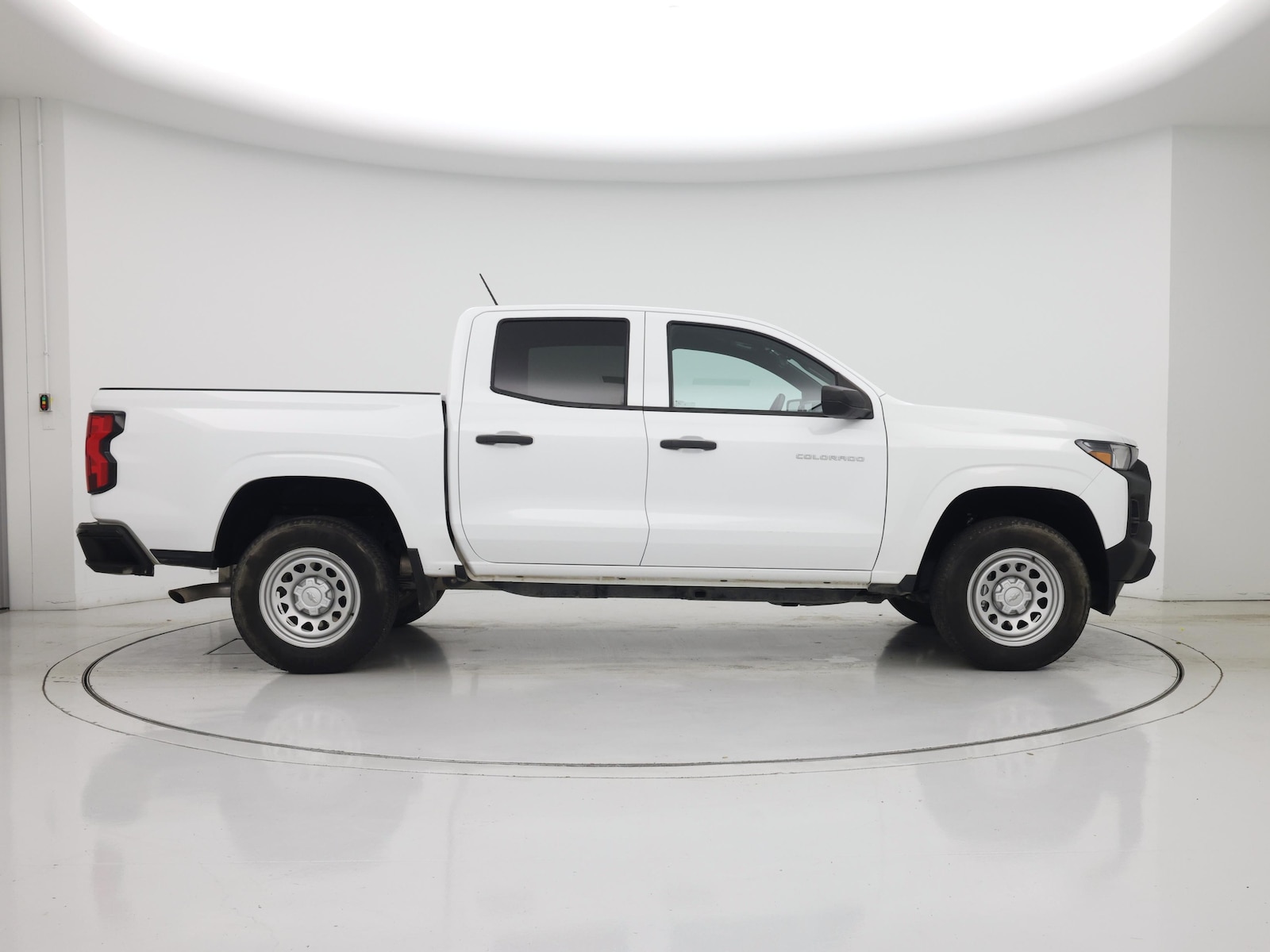 2023 Chevrolet Colorado Work Truck - Photo 8