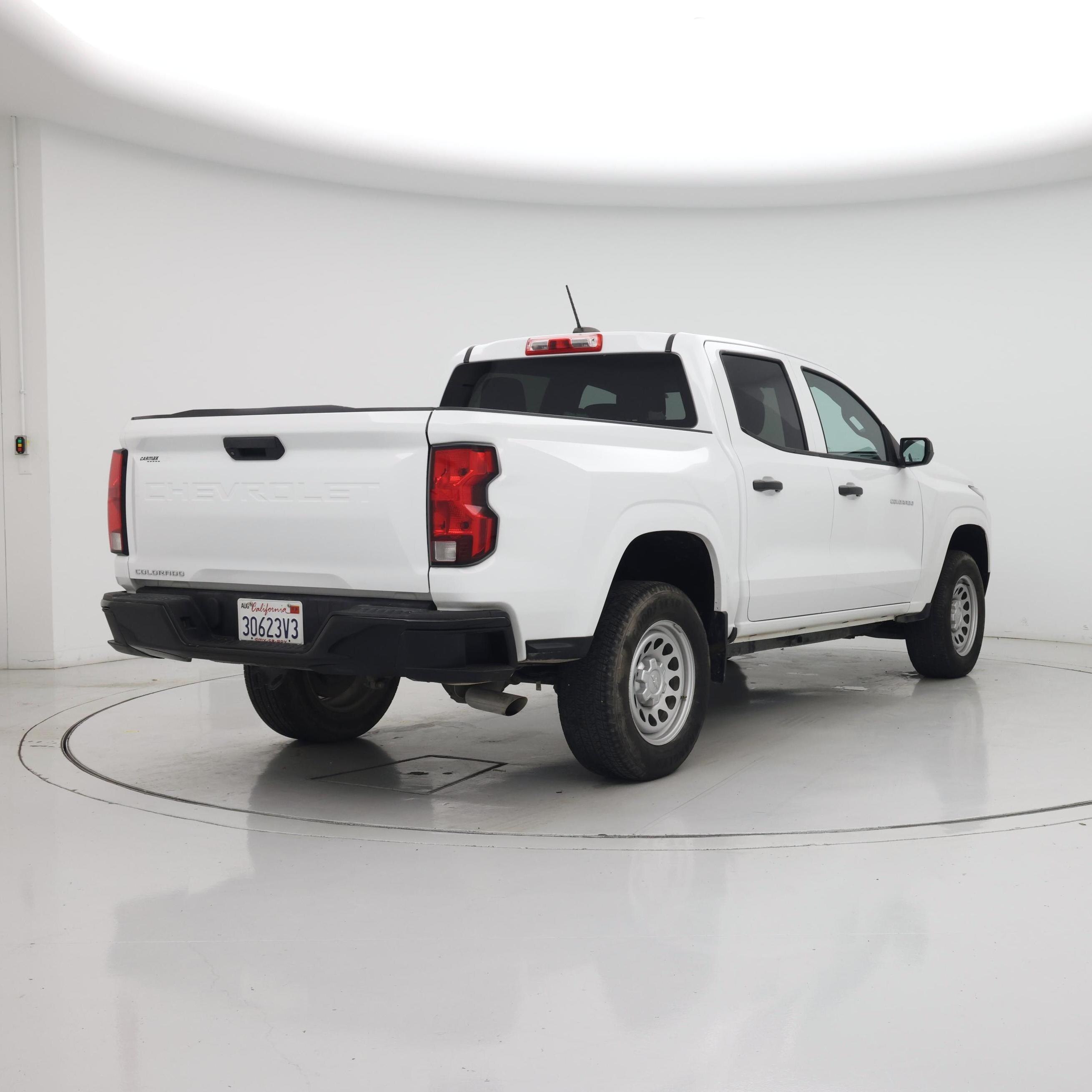Thumbnail: 2023 Chevrolet Colorado - 8