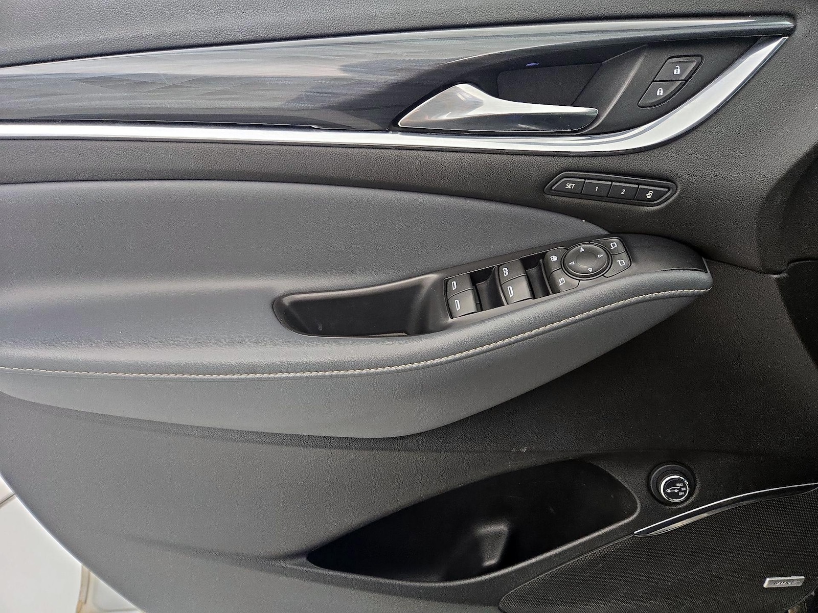 2022 Buick Enclave Premium - Photo 13