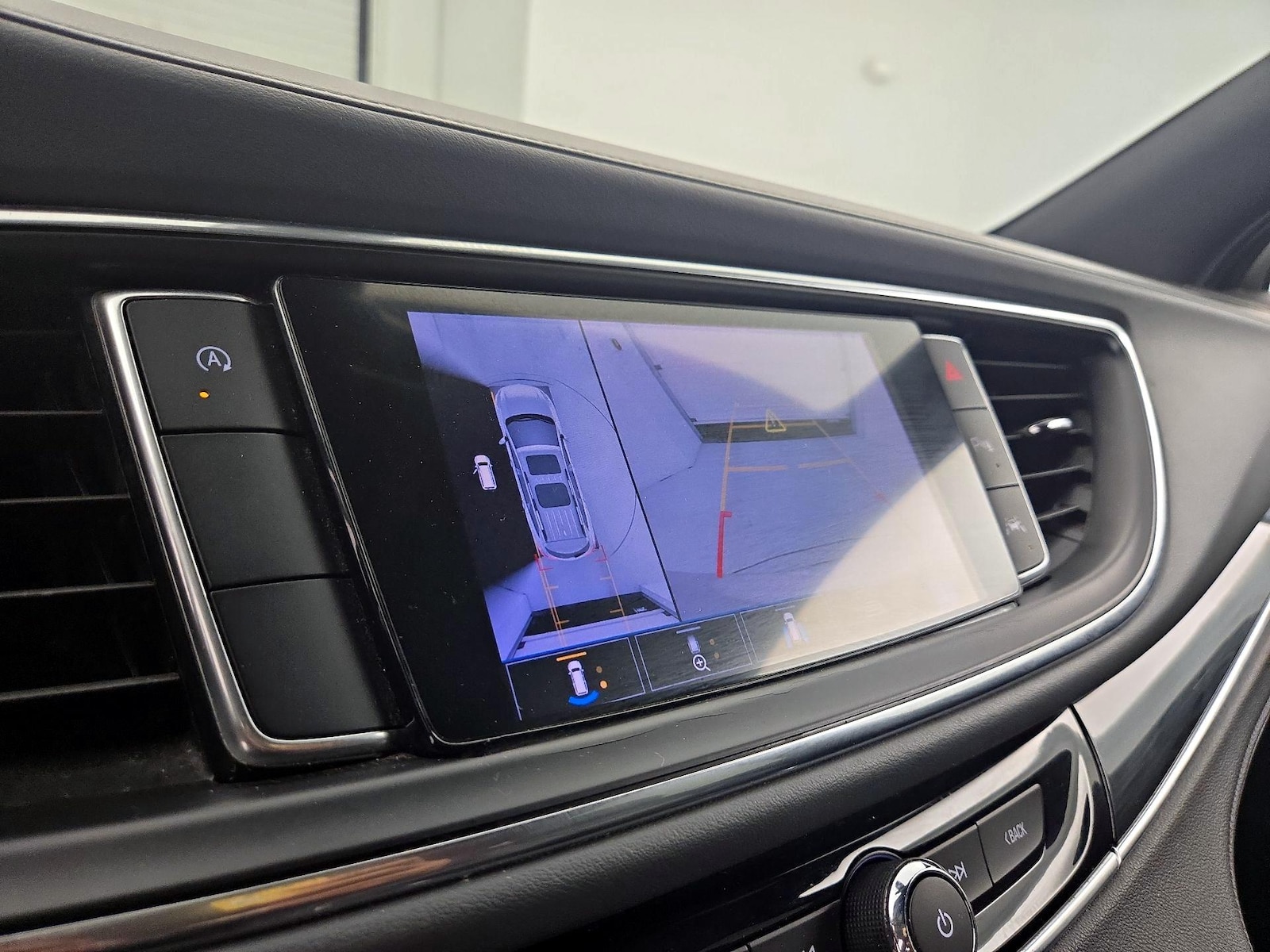 2022 Buick Enclave Premium - Photo 16