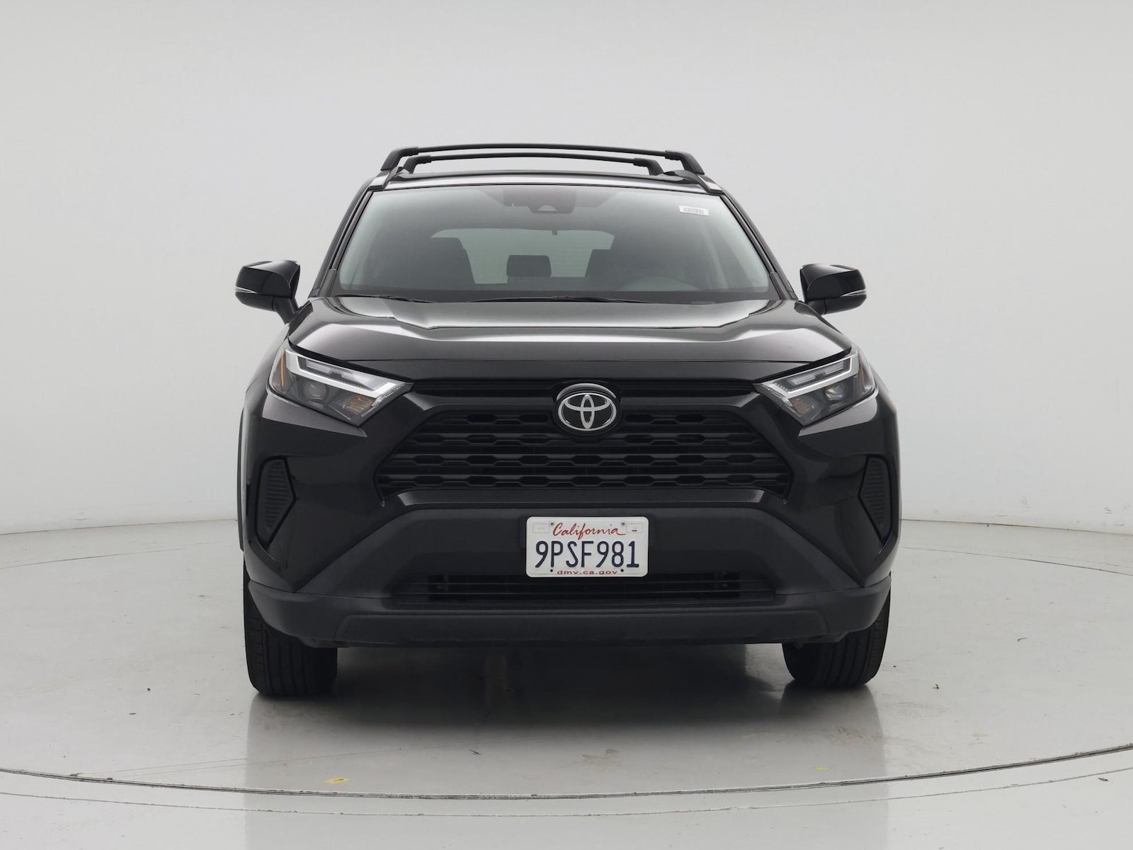 2024 Toyota RAV4 XLE - Photo 6
