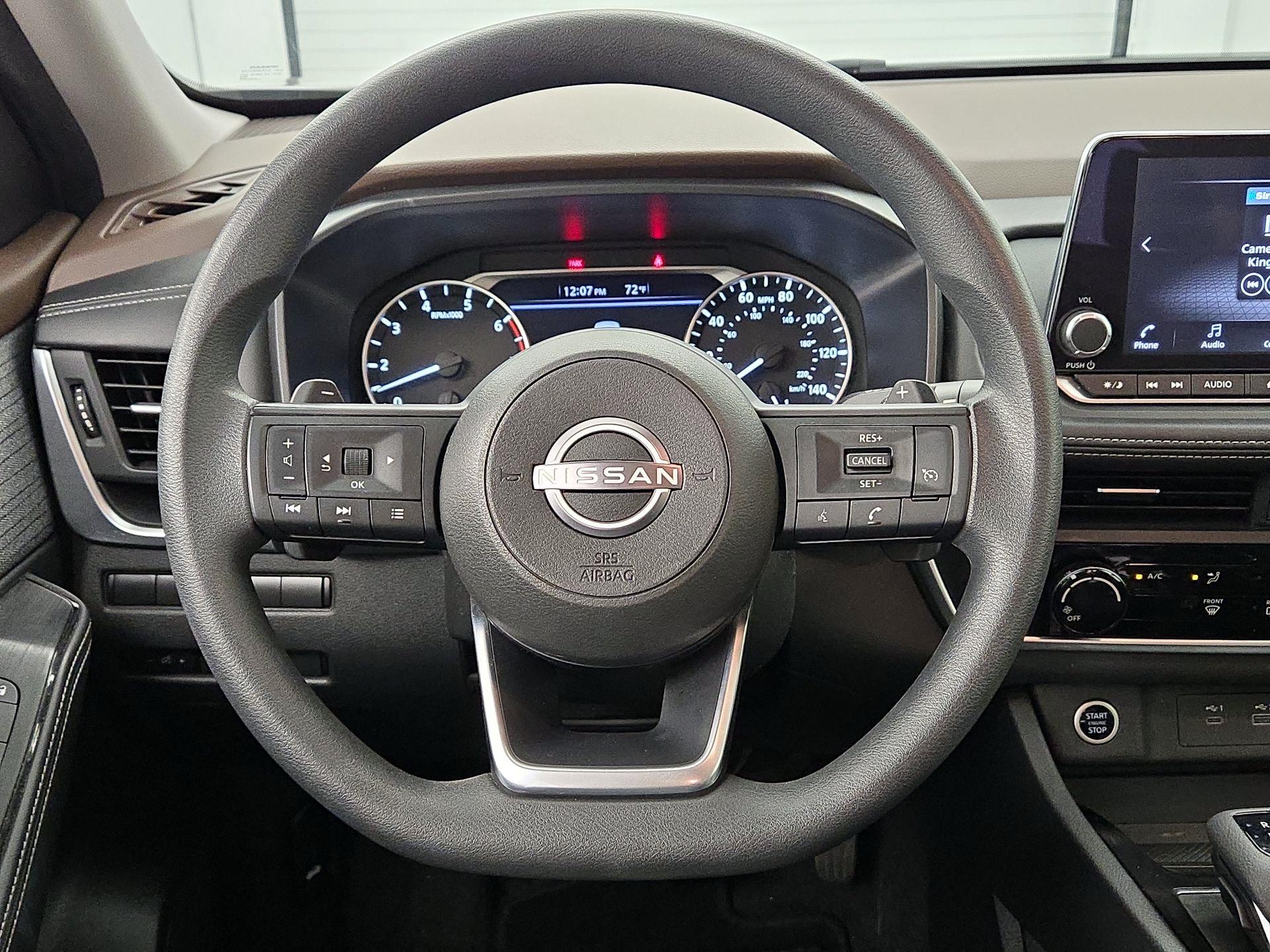 Thumbnail: 2022 Nissan Rogue - 10