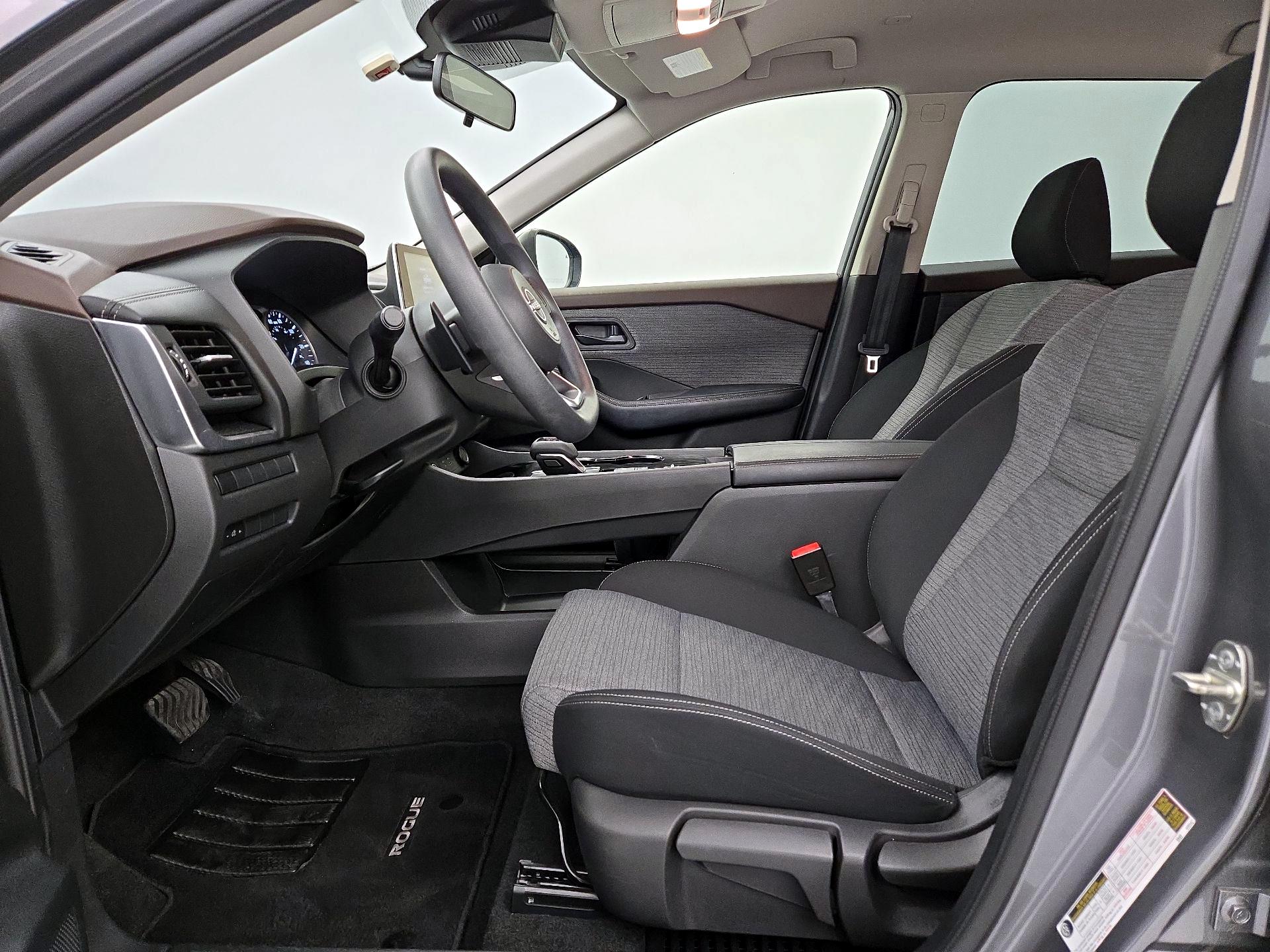 Thumbnail: 2022 Nissan Rogue - 11