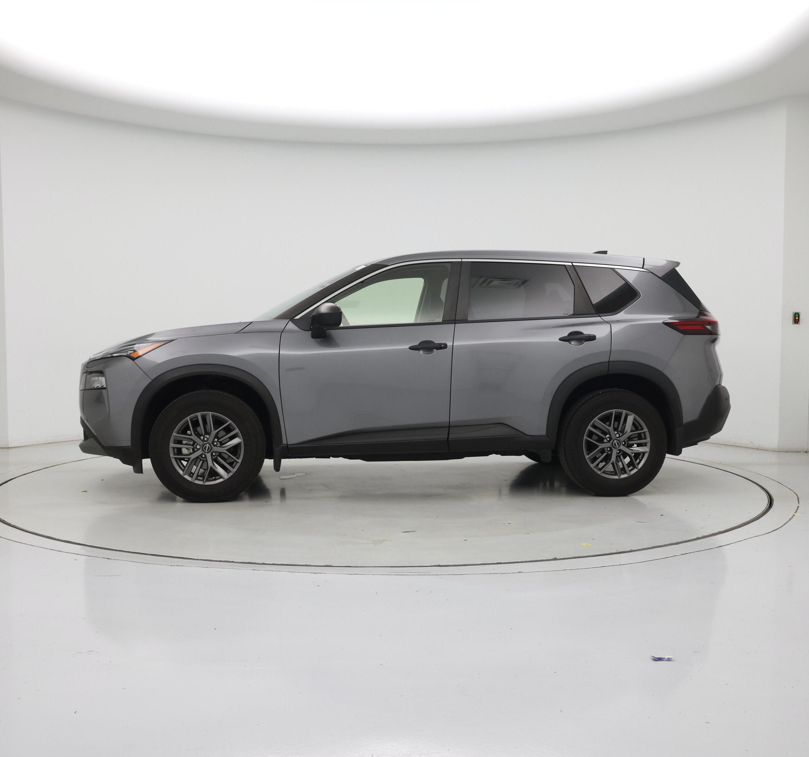 Thumbnail: 2022 Nissan Rogue - 3