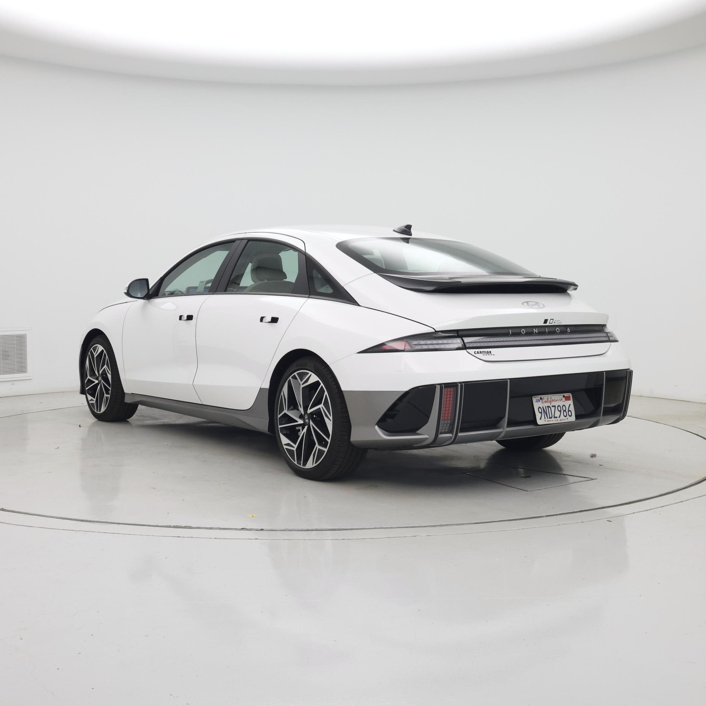 Thumbnail: 2024 Hyundai Ioniq 6 - 2