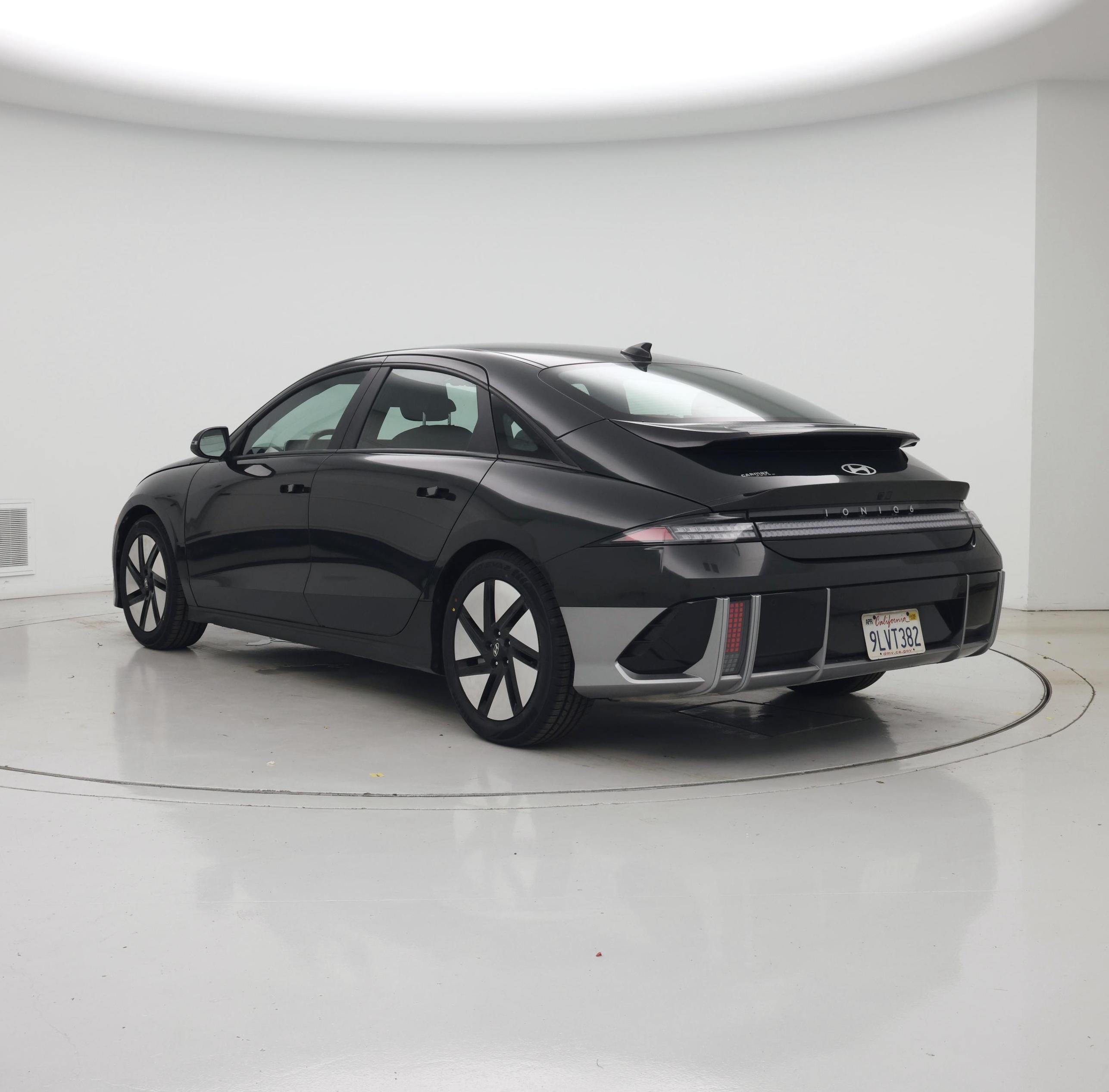 Thumbnail: 2024 Hyundai Ioniq 6 - 2