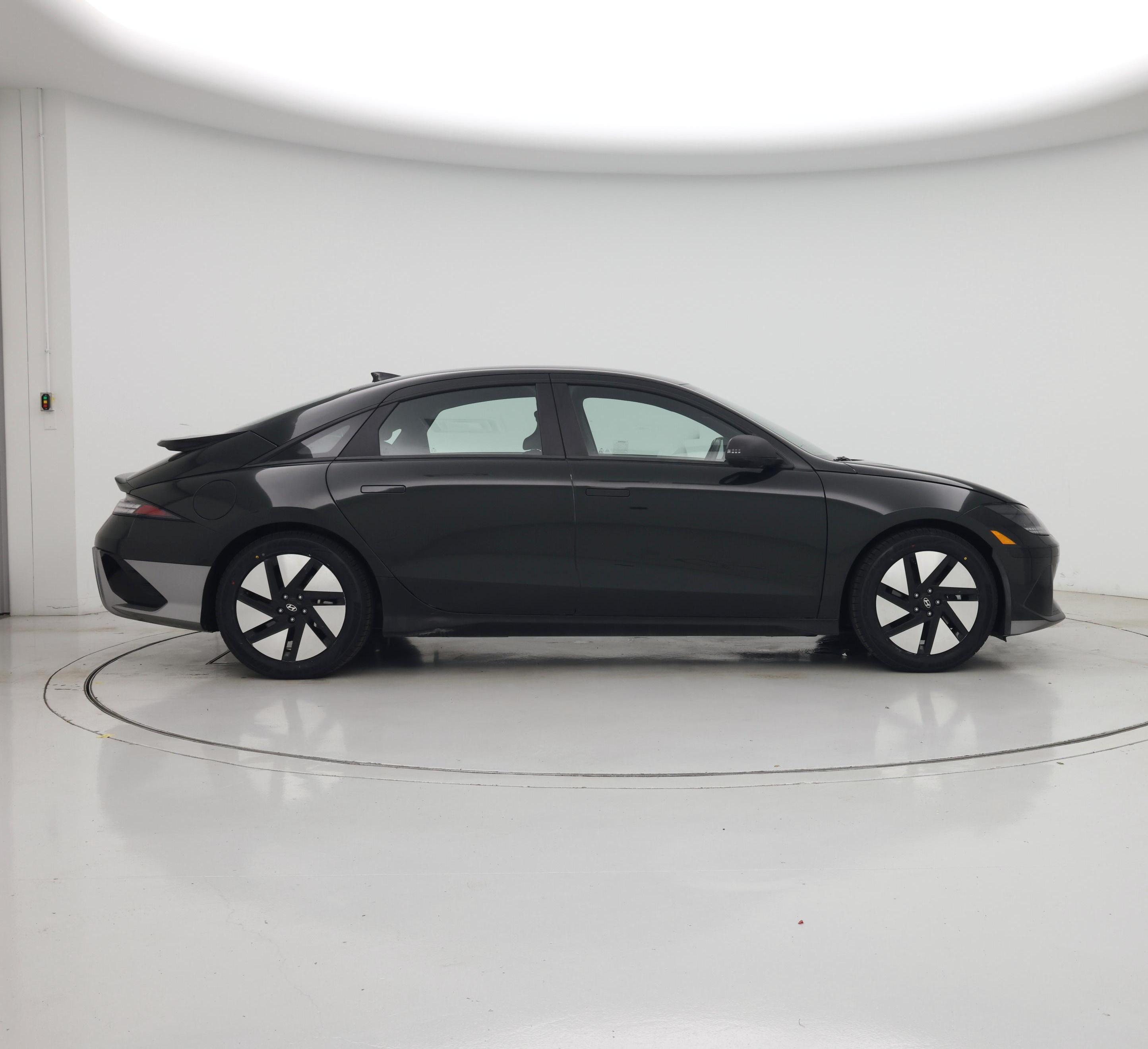 Thumbnail: 2024 Hyundai Ioniq 6 - 7