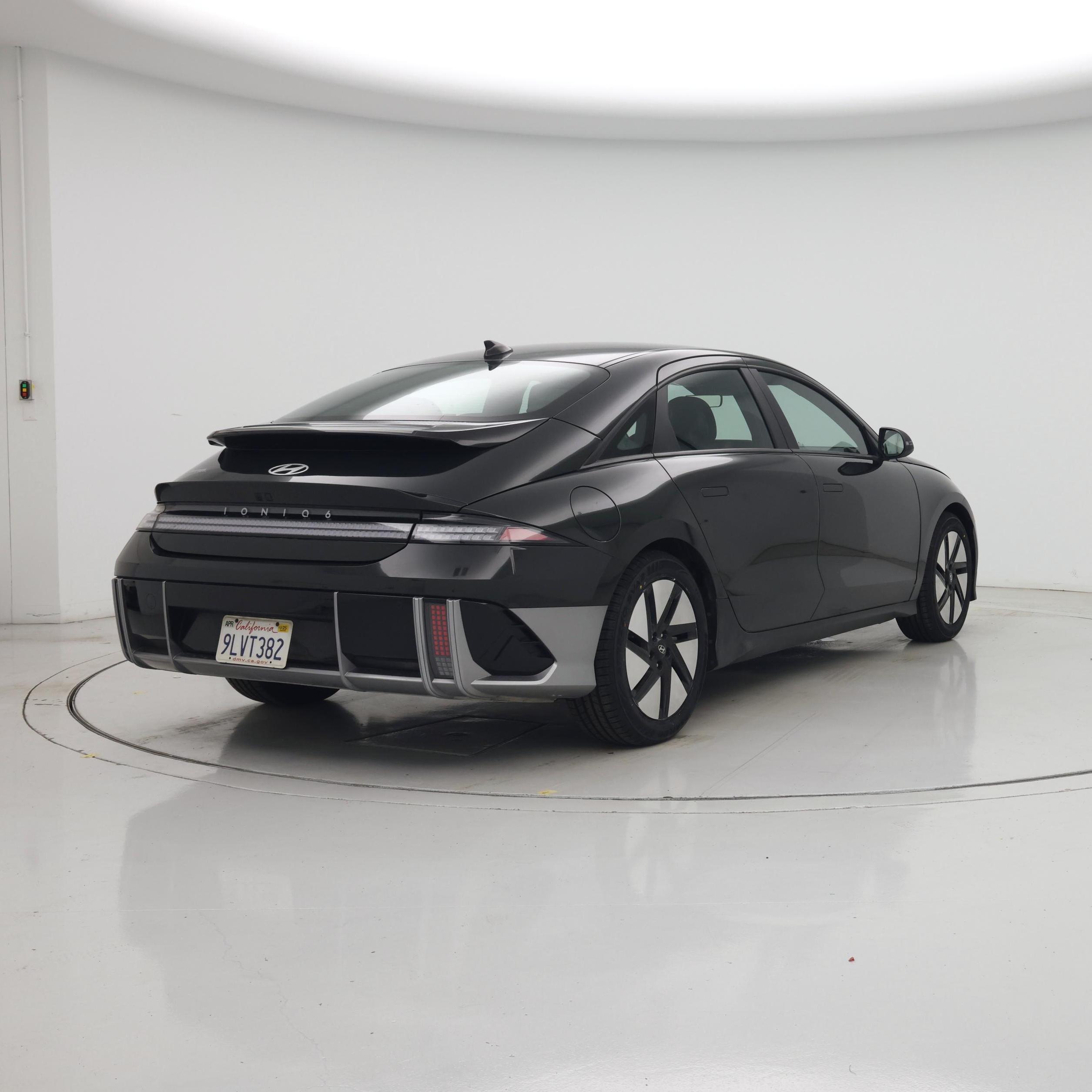 Thumbnail: 2024 Hyundai Ioniq 6 - 8