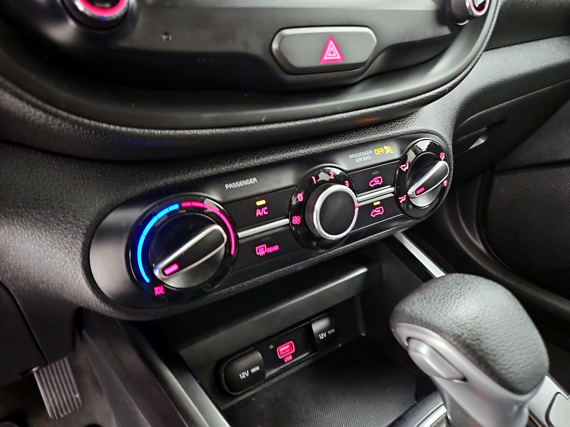 Thumbnail: 2021 Kia Soul - 14