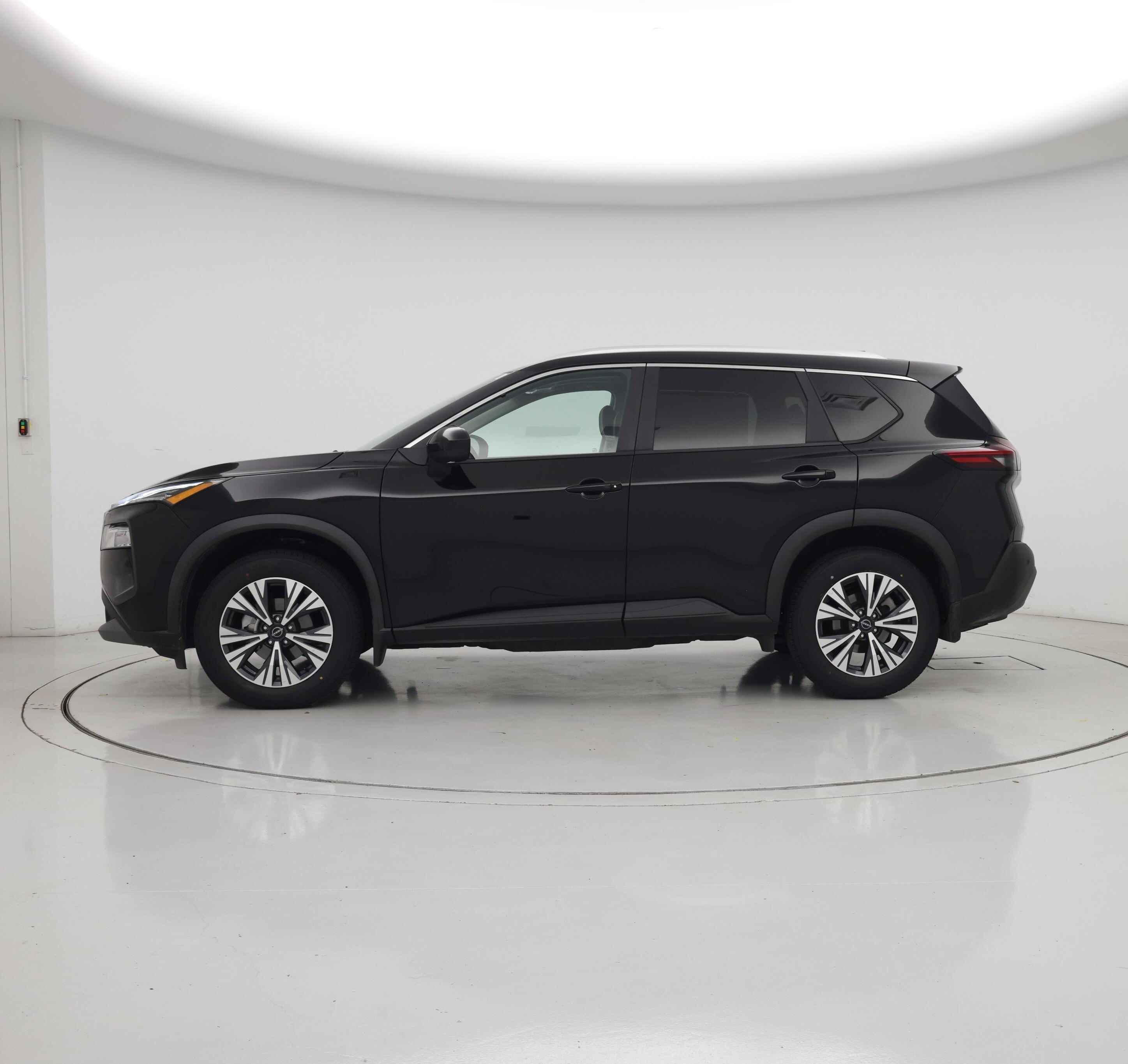 Thumbnail: 2023 Nissan Rogue - 3