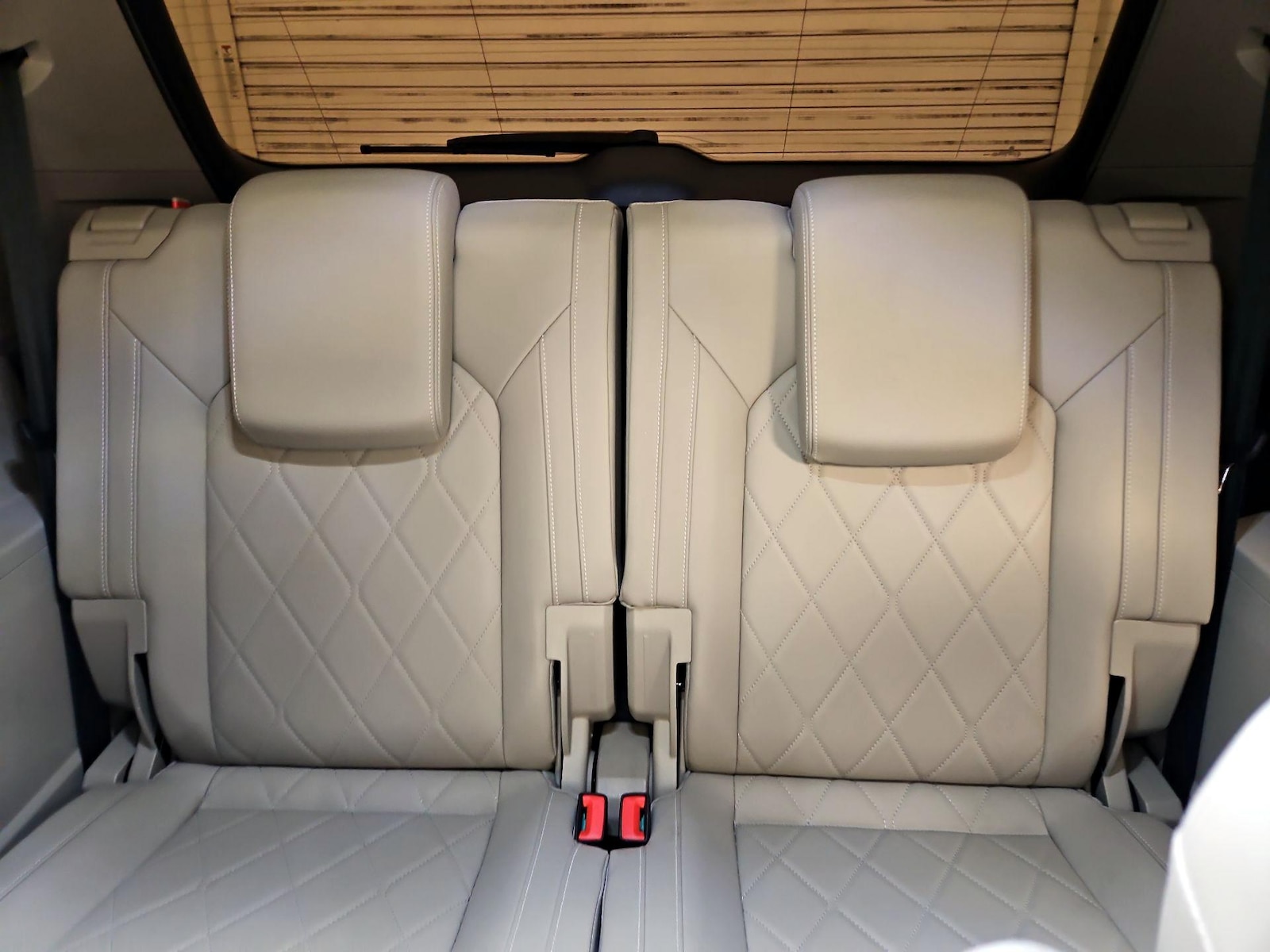 2024 Volkswagen Atlas SEL Premium R-Line - Photo 22