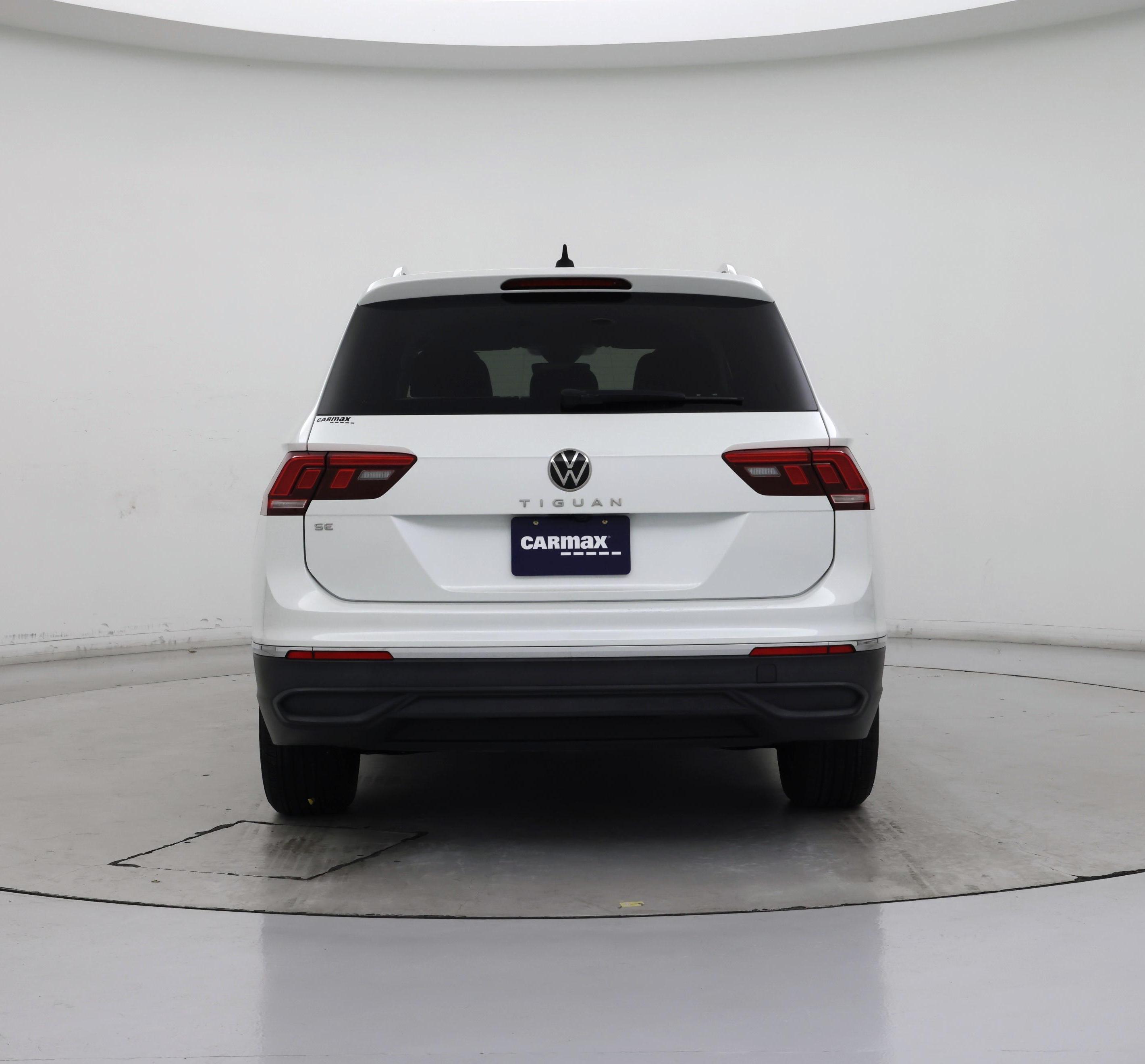 Thumbnail: 2023 Volkswagen Tiguan - 6